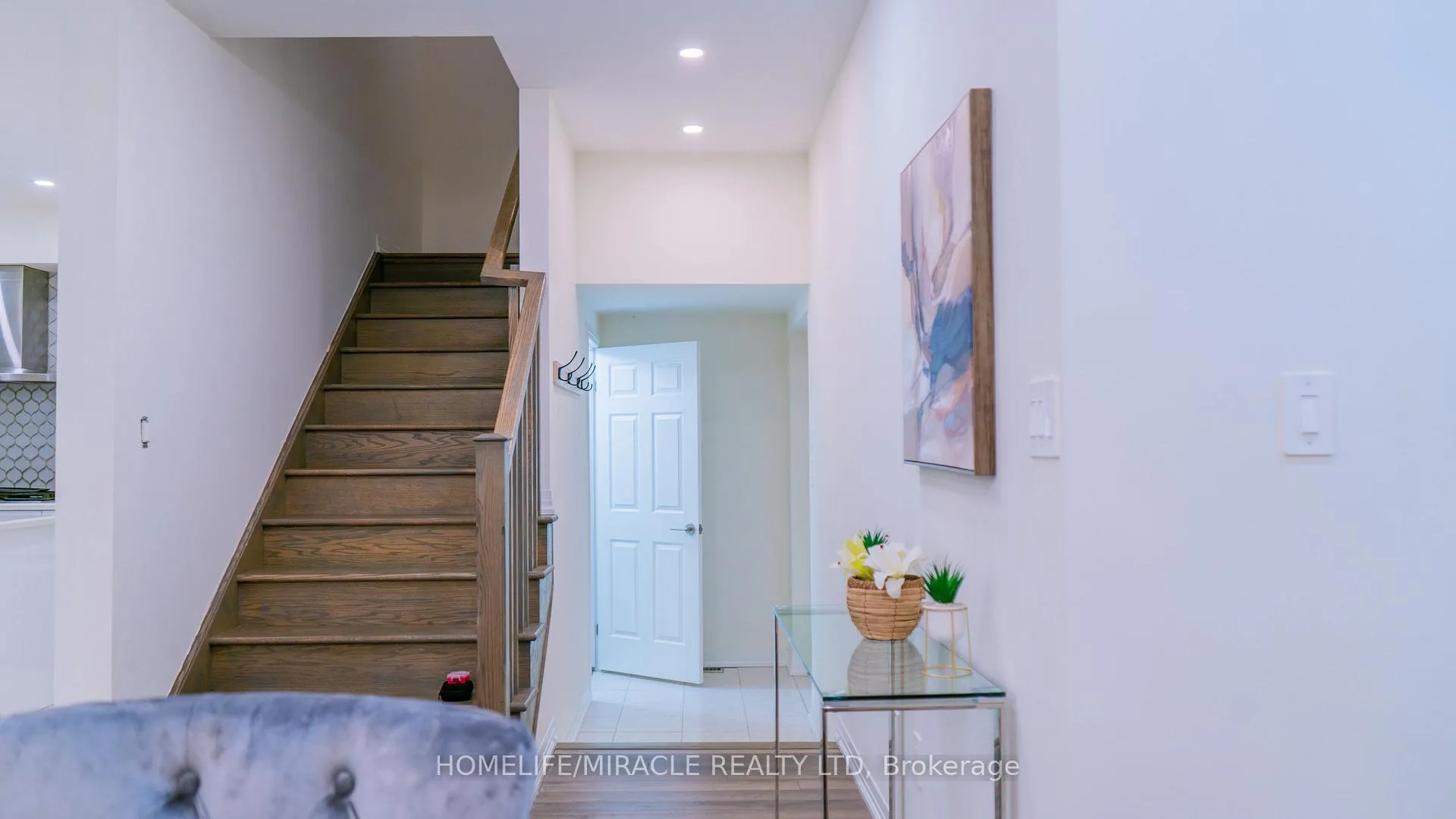 Photo 18 of 18 Brewis Street, Brant, Paris — HOMEH