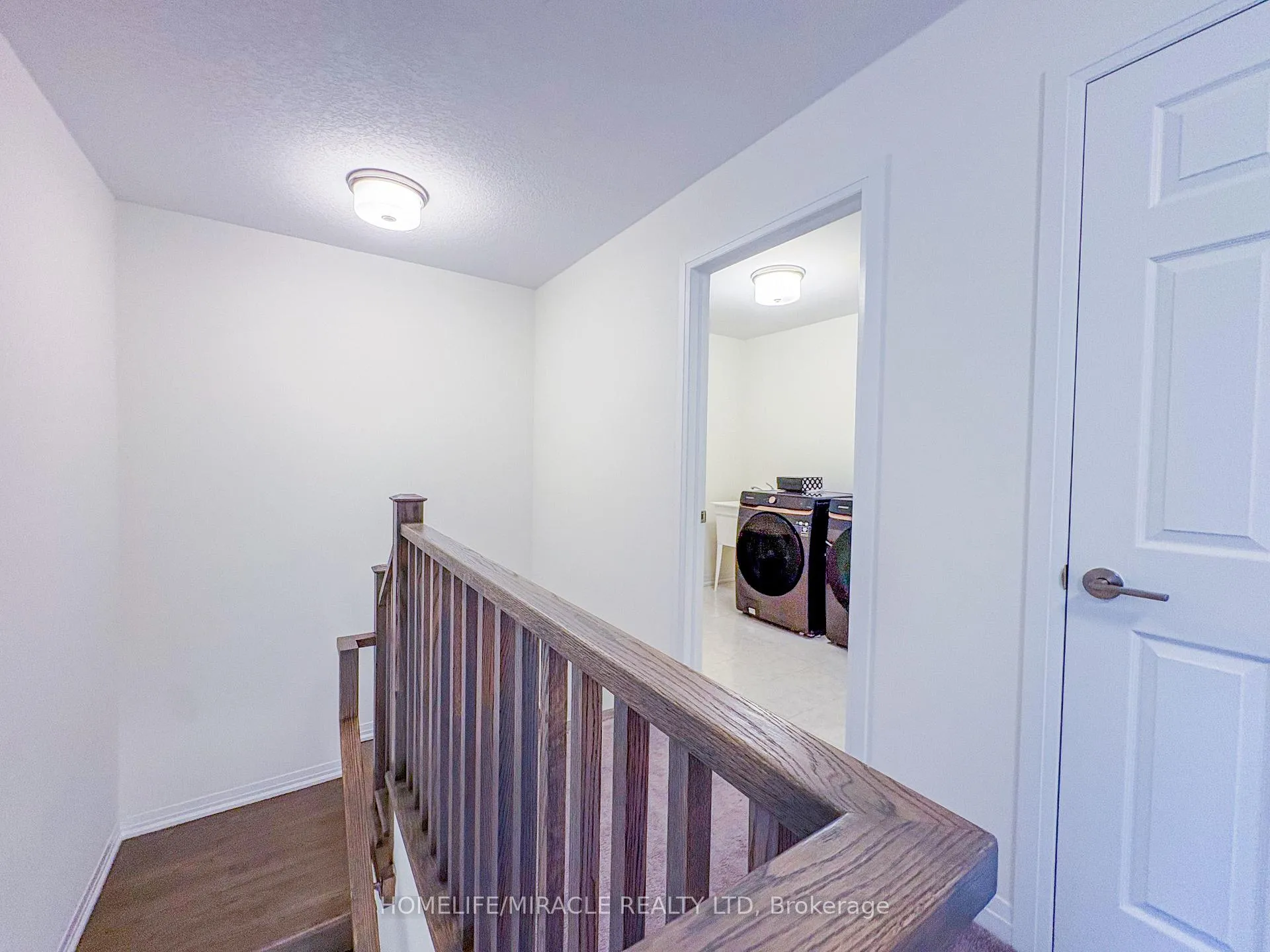 Photo 21 of 18 Brewis Street, Brant, Paris — HOMEH