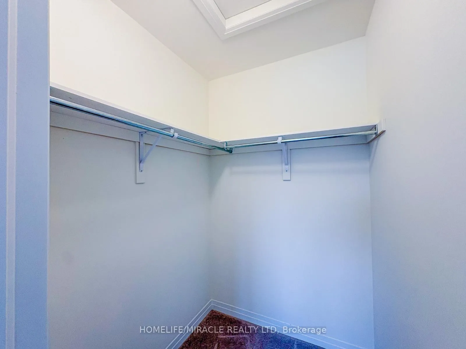 Photo 26 of 18 Brewis Street, Brant, Paris — HOMEH