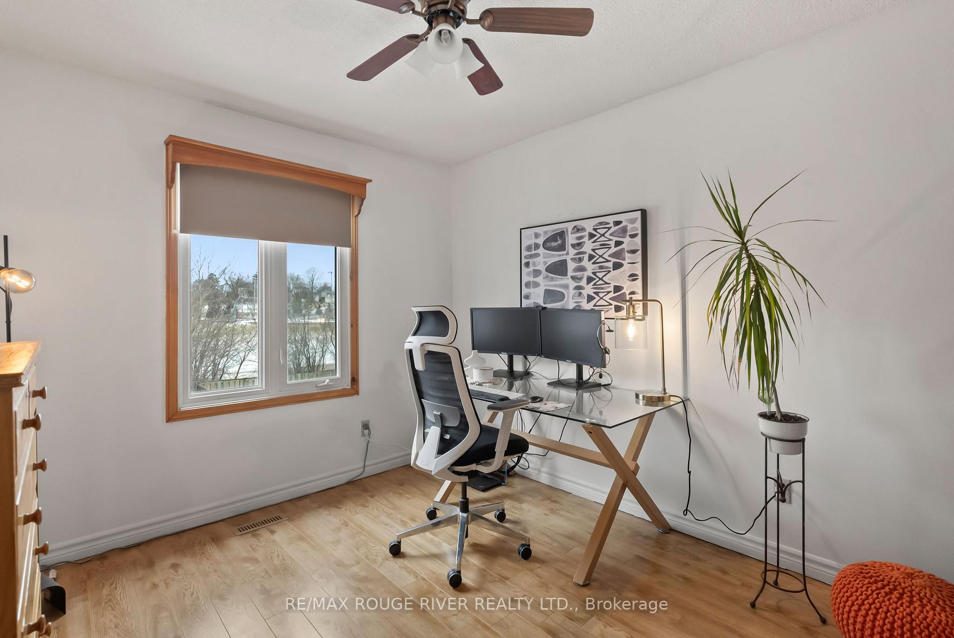 Photo 22 of 554 Reynolds Street, Whitby, Downtown Whitby — HOMEH