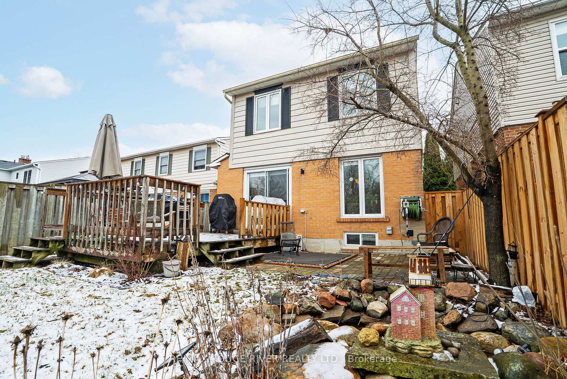 Photo 38 of 554 Reynolds Street, Whitby, Downtown Whitby — HOMEH