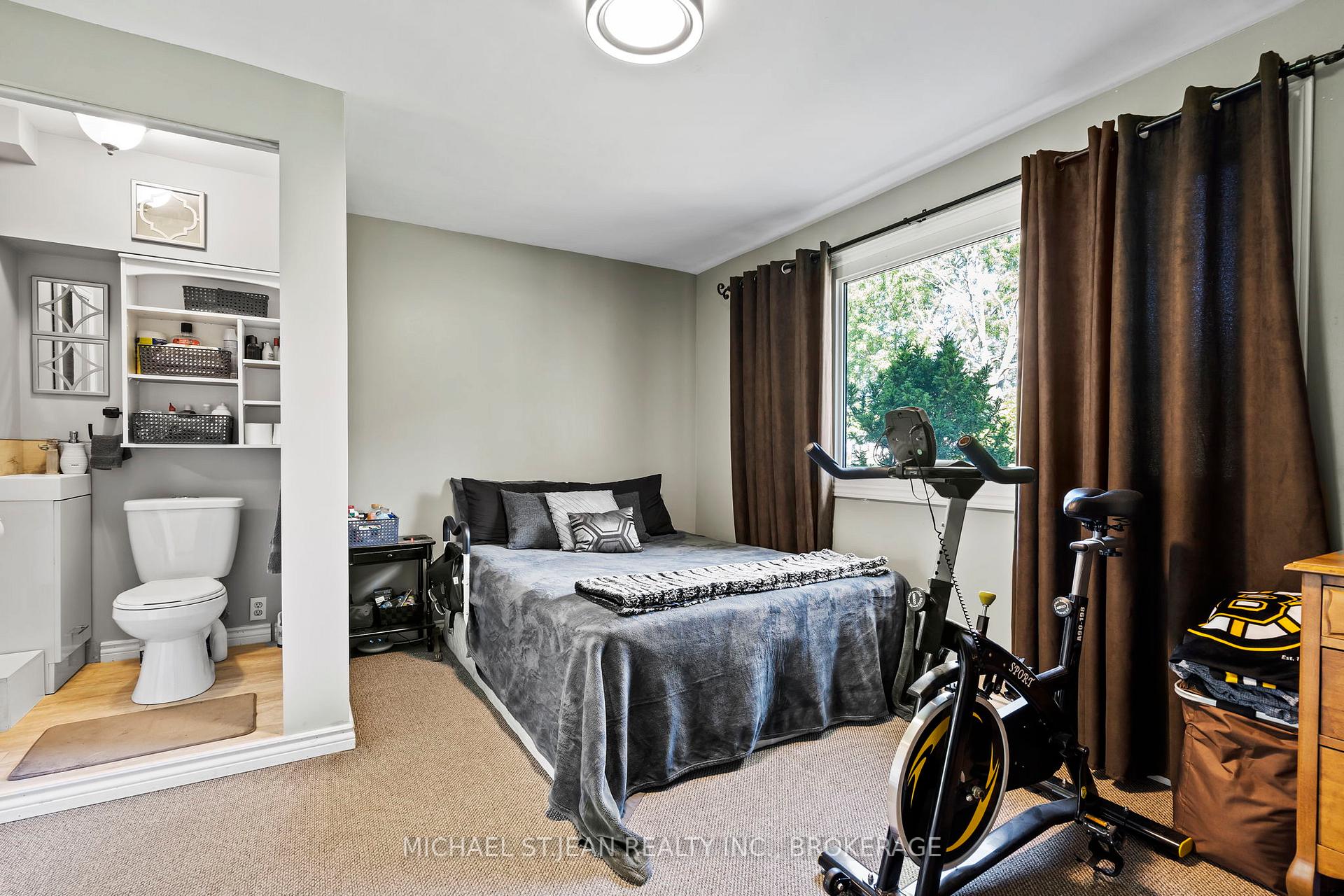 Photo 20 of 539 Forks Road, Welland, Broadway — HOMEH