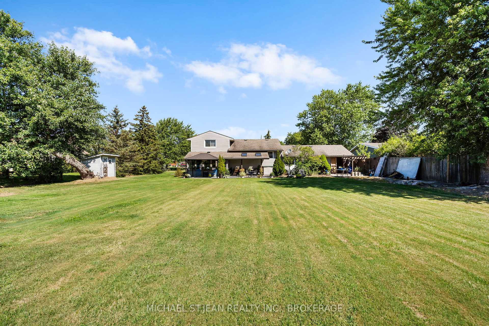 Photo 26 of 539 Forks Road, Welland, Broadway — HOMEH
