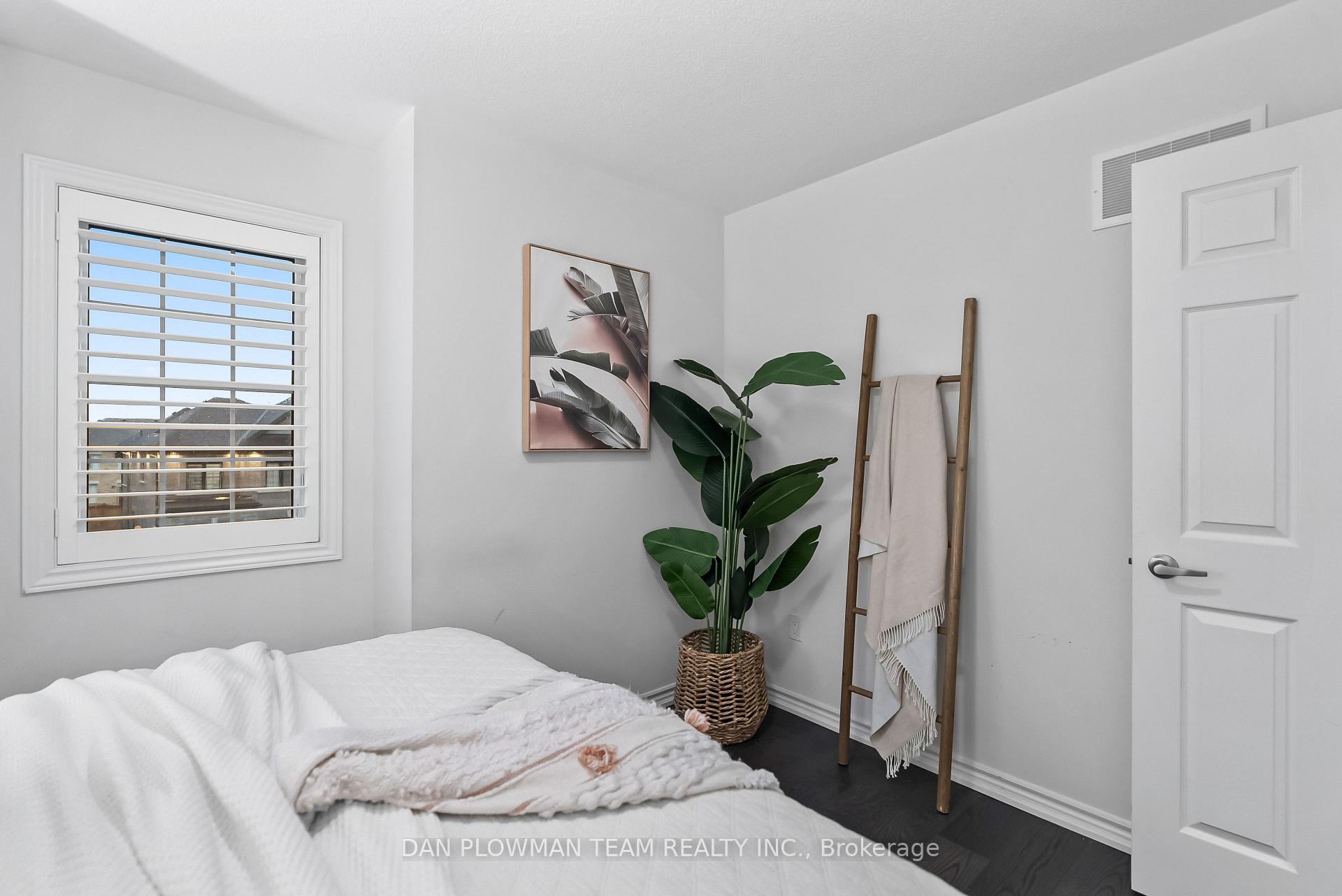 Photo 24 of 310 Coronation Road, Whitby, Rural Whitby — HOMEH