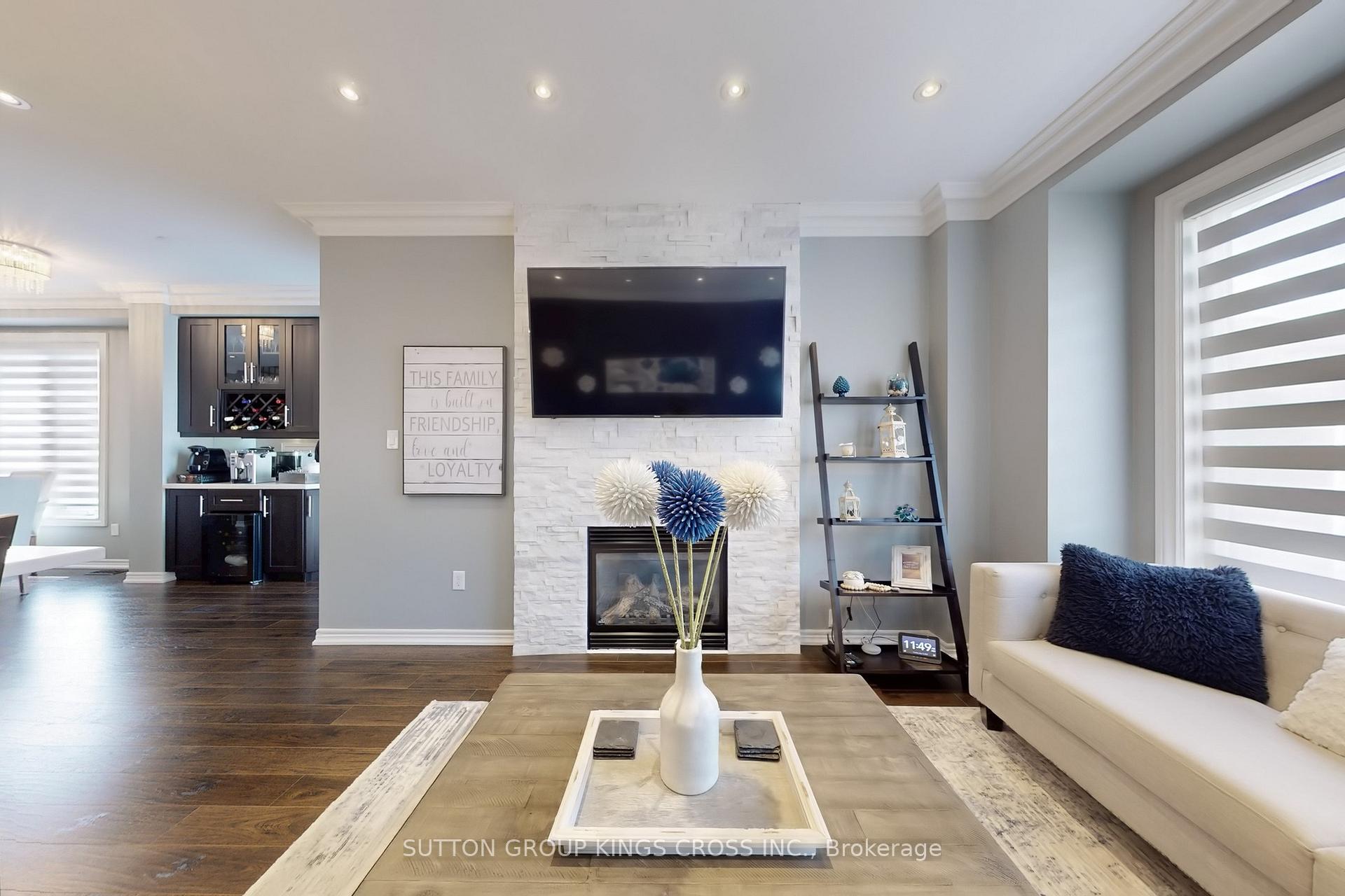 Photo 8 of 86 Ostrovsky Road, Vaughan, Vellore Village — HOMEH