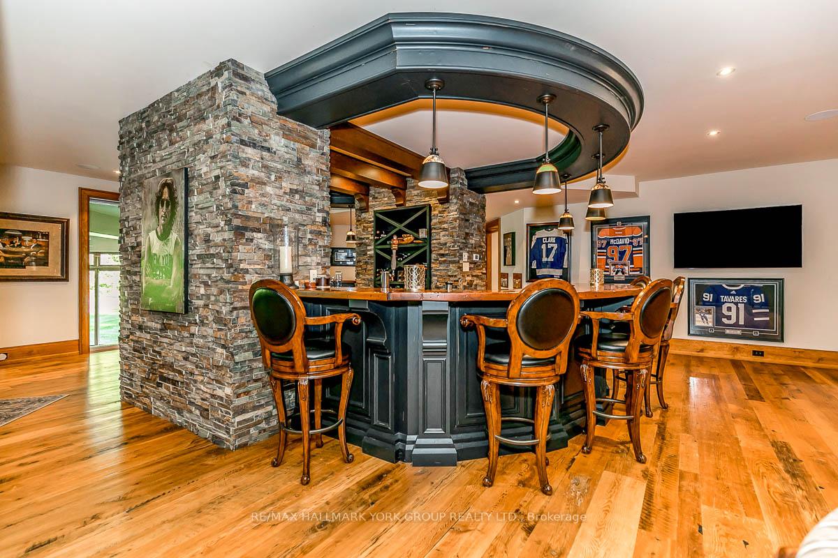 Photo 25 of 16 Hunters Glen Road, Aurora, Aurora Estates — HOMEH