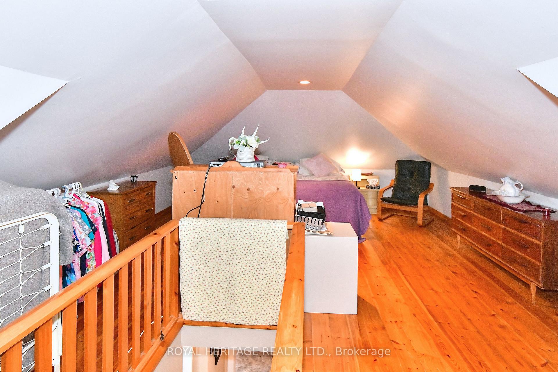 Photo 17 of 245 King George Street E, Peterborough, Otonabee Ward 1 — HOMEH