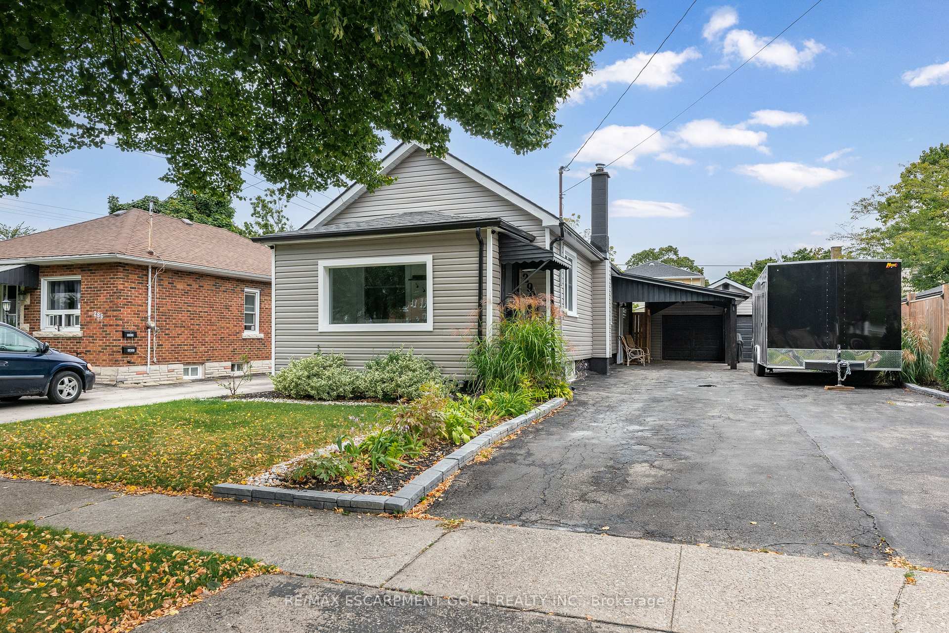 Photo 1 of 290 Mcalpine Avenue S, Welland, Lincoln/Crowland — HOMEH