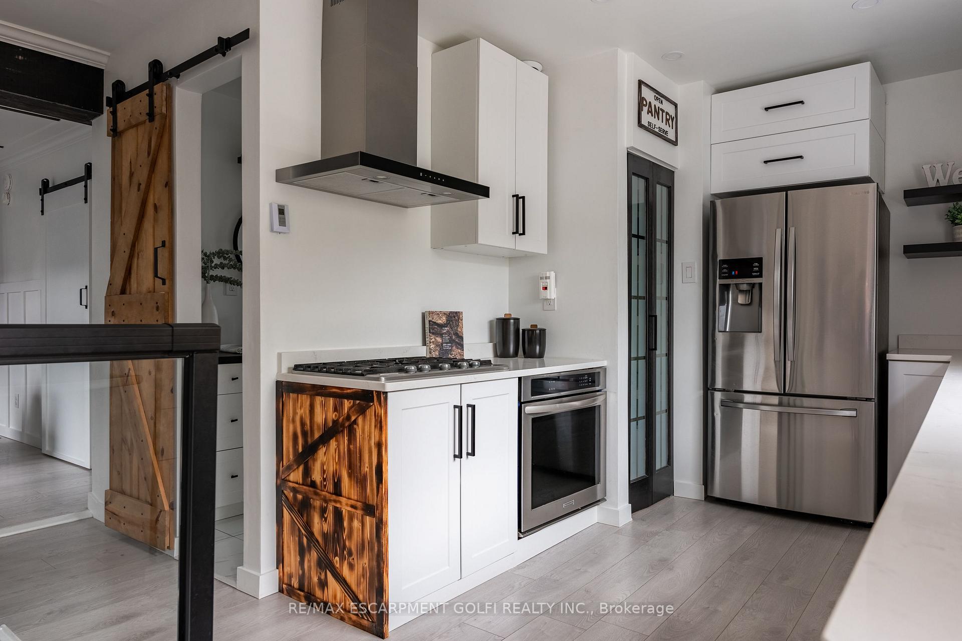 Photo 19 of 290 Mcalpine Avenue S, Welland, Lincoln/Crowland — HOMEH