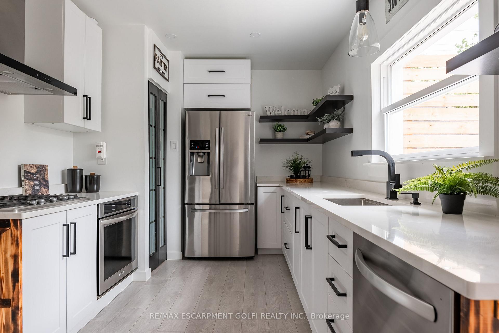 Photo 20 of 290 Mcalpine Avenue S, Welland, Lincoln/Crowland — HOMEH