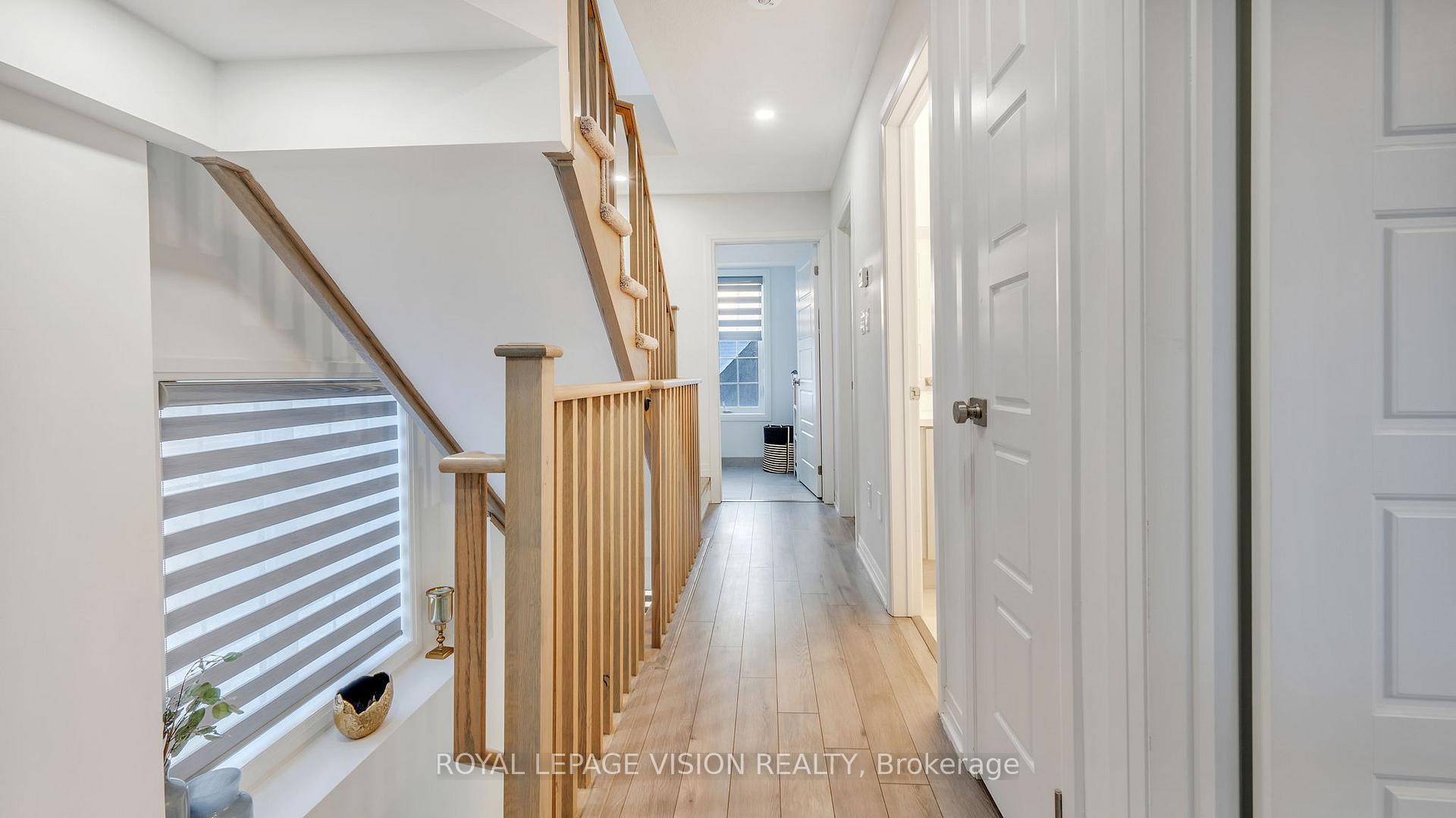 Photo 34 of 1 Selfridge Way, Whitby, Downtown Whitby — HOMEH