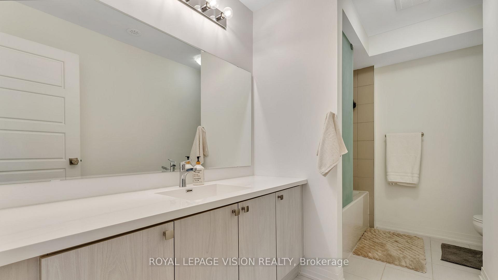 Photo 37 of 1 Selfridge Way, Whitby, Downtown Whitby — HOMEH