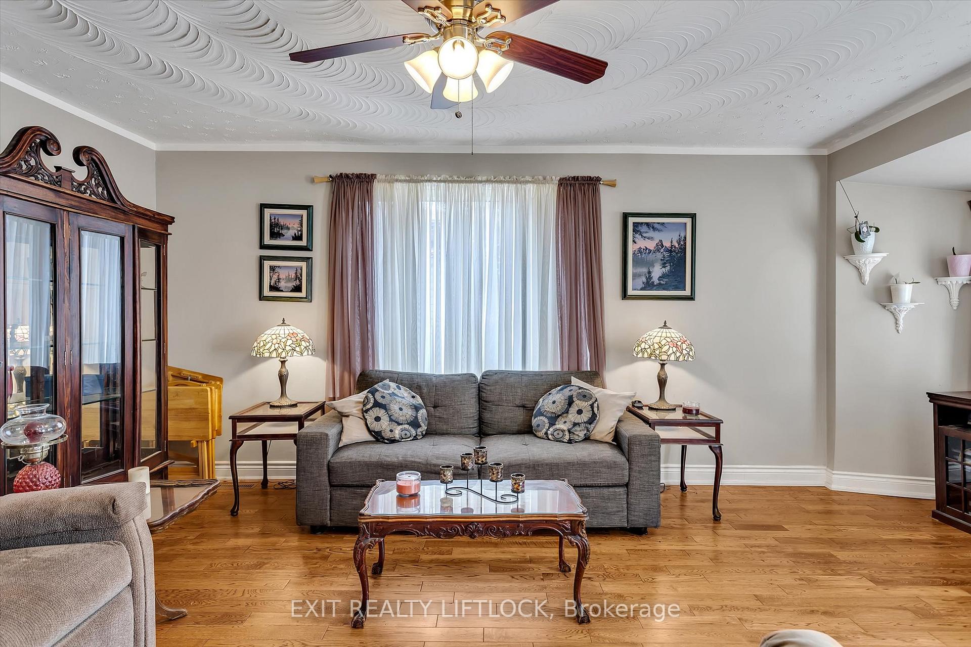 Photo 3 of 448 Howden Street, Peterborough, Otonabee Ward 1 — HOMEH