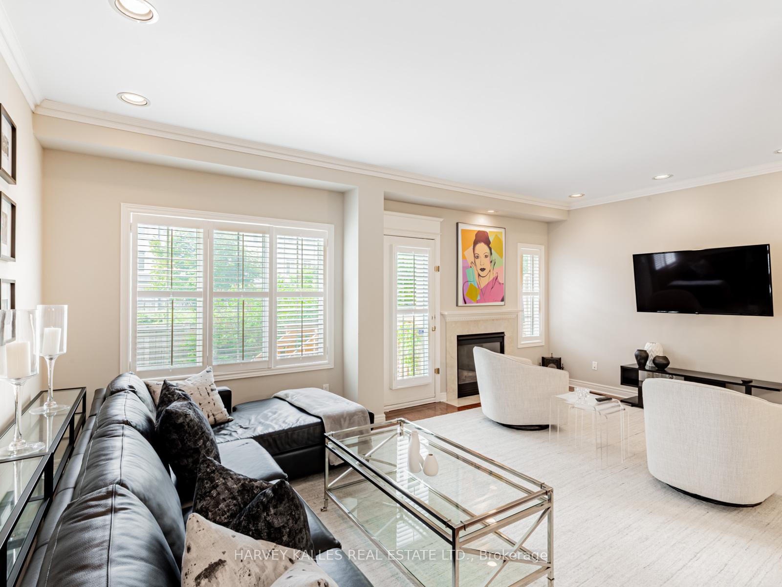 Photo 12 of 195 Kingsbridge Circle, Vaughan, Beverley Glen — HOMEH