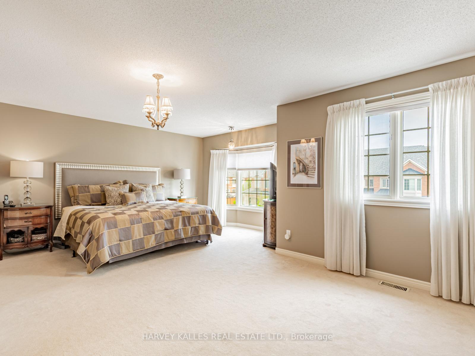 Photo 20 of 195 Kingsbridge Circle, Vaughan, Beverley Glen — HOMEH