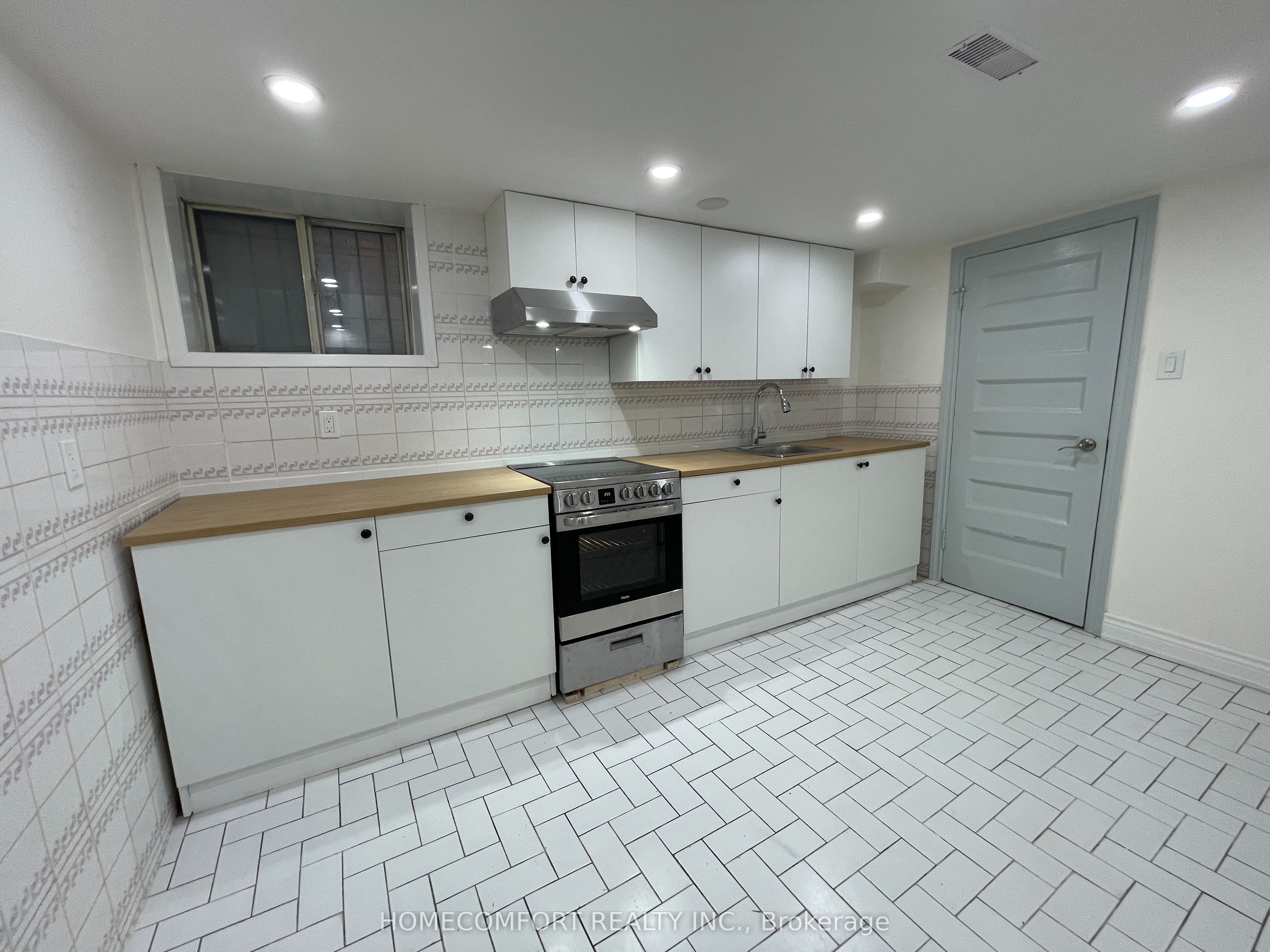 Photo 22 of Unit Lower, 432 Lansdowne Avenue, Toronto, Dufferin Grove — HOMEH