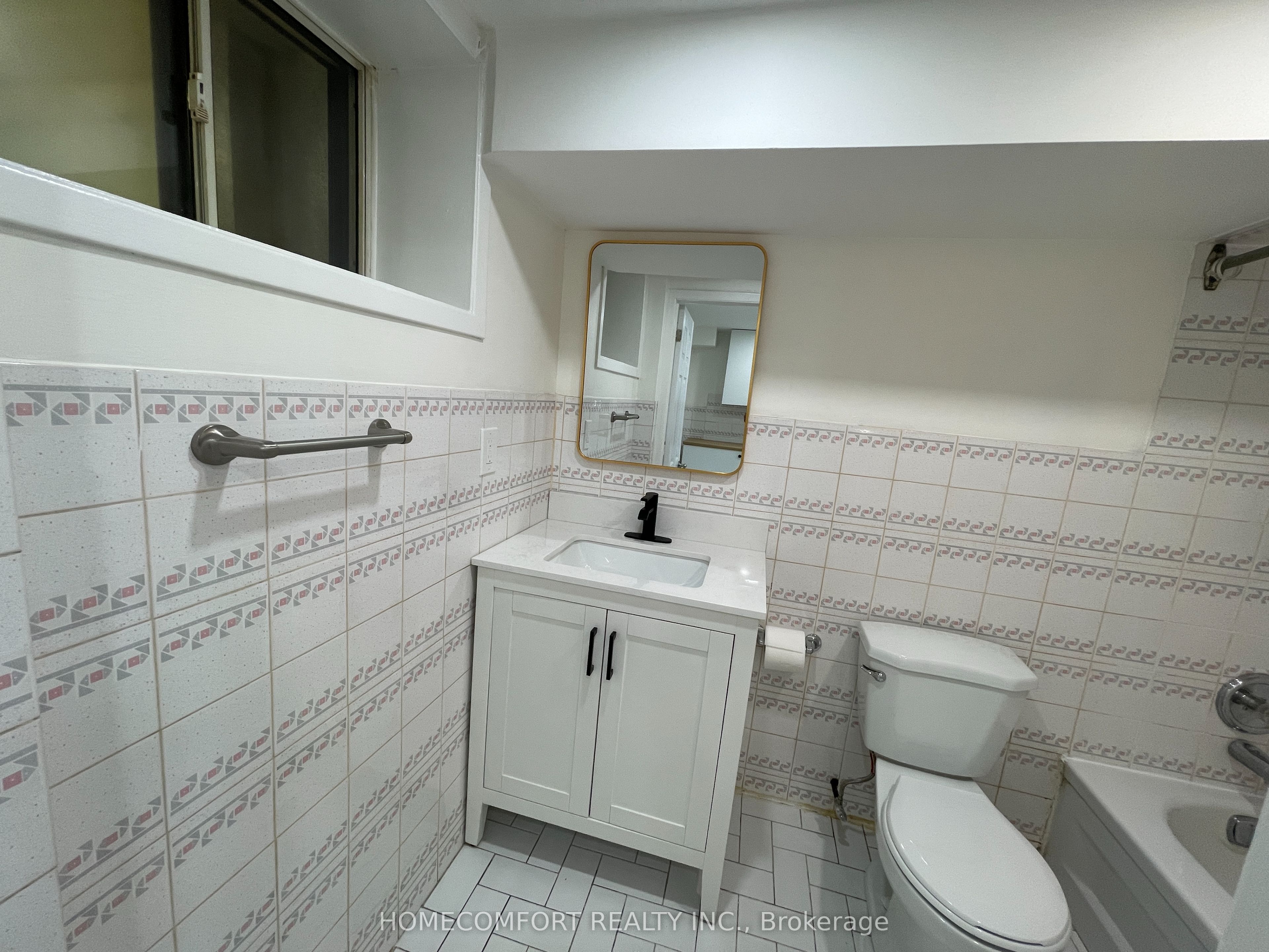 Photo 31 of Unit Lower, 432 Lansdowne Avenue, Toronto, Dufferin Grove — HOMEH