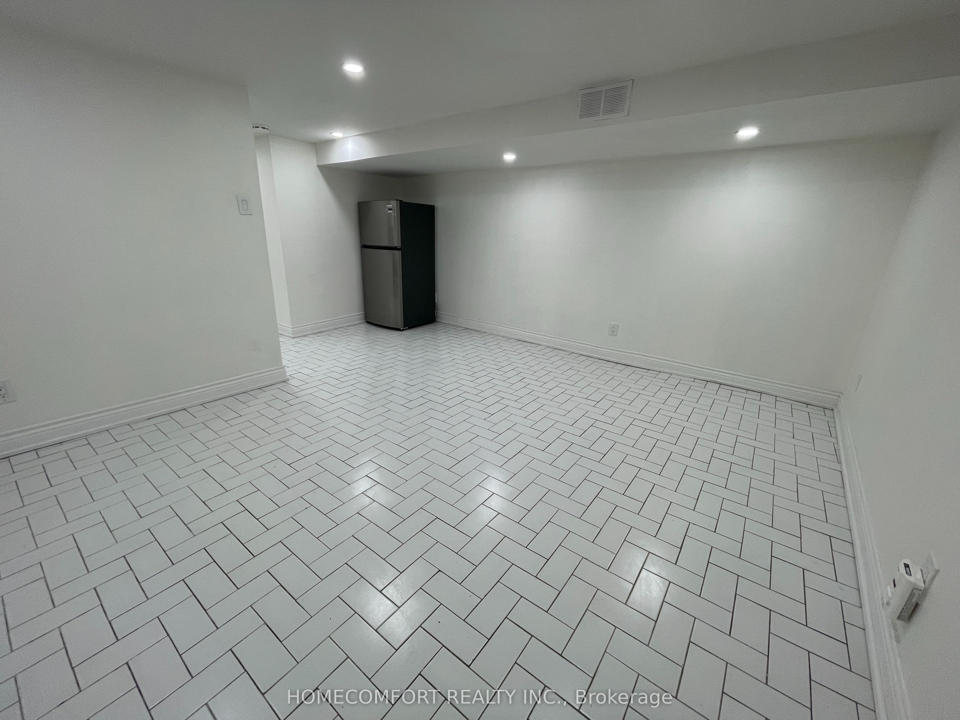 Photo 20 of Unit Lower, 432 Lansdowne Avenue, Toronto, Dufferin Grove — HOMEH