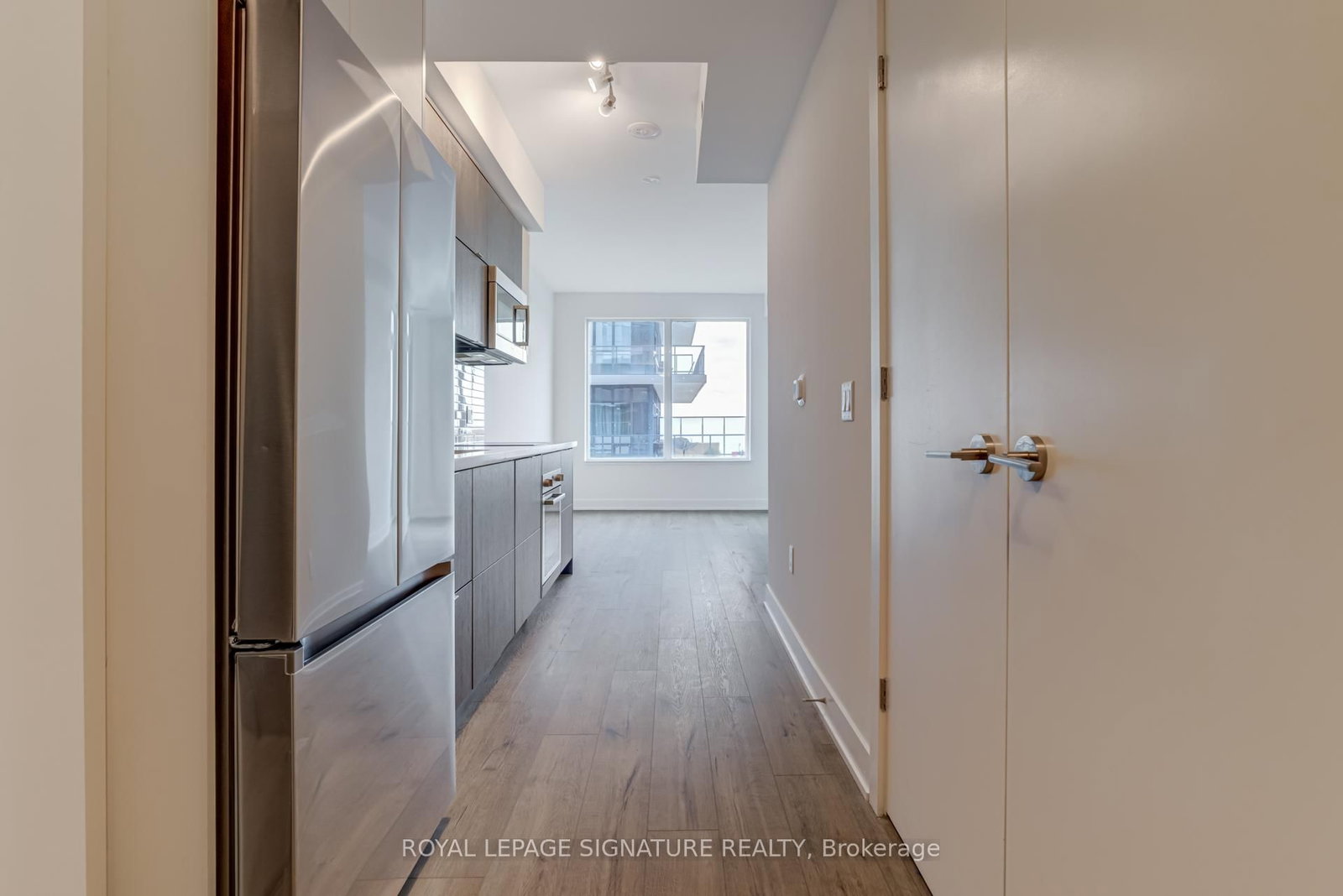 Photo 2 of Unit 604, 2 Teagarden Crt, North York, Willowdale East — HOMEH