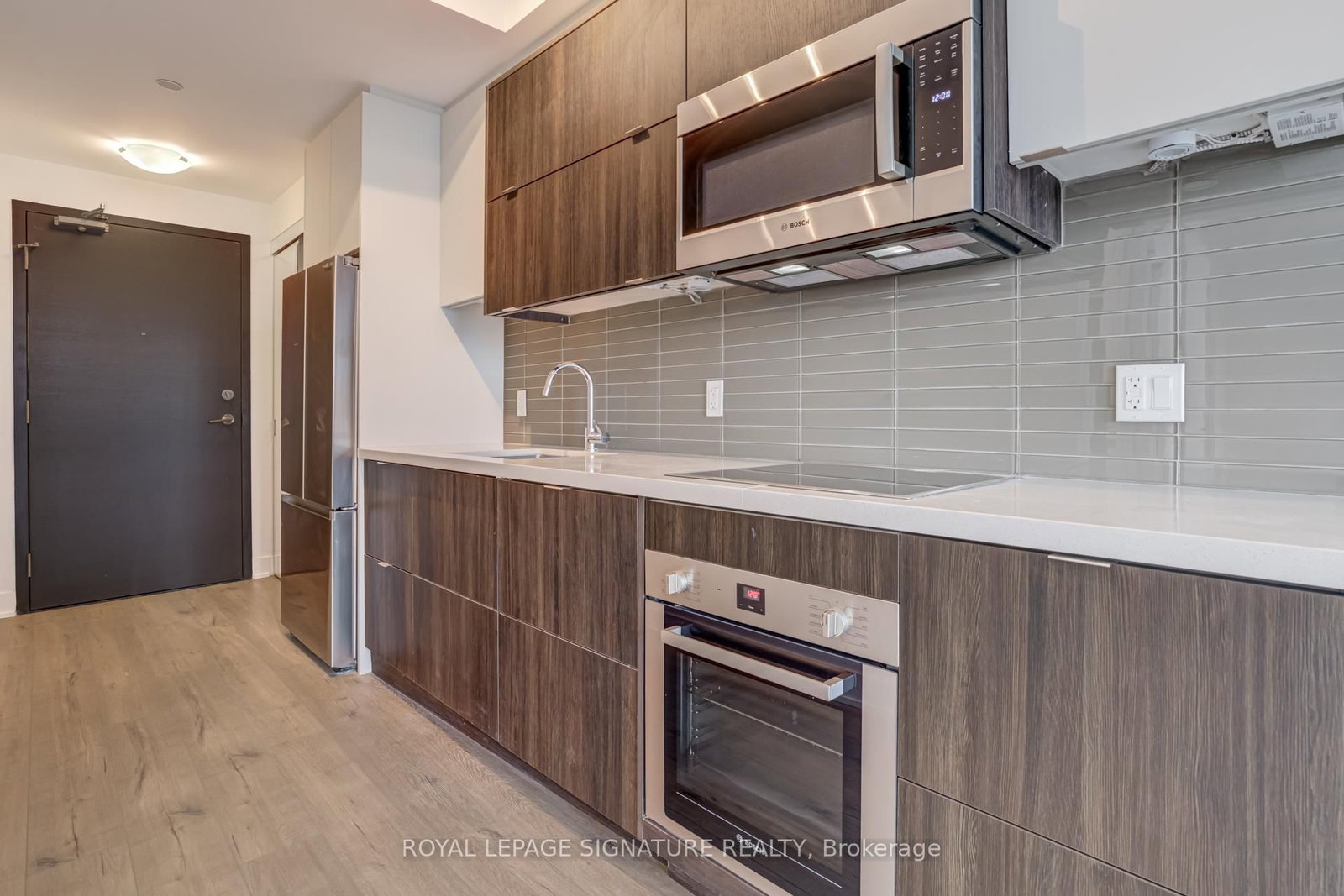 Photo 9 of Unit 604, 2 Teagarden Crt, North York, Willowdale East — HOMEH