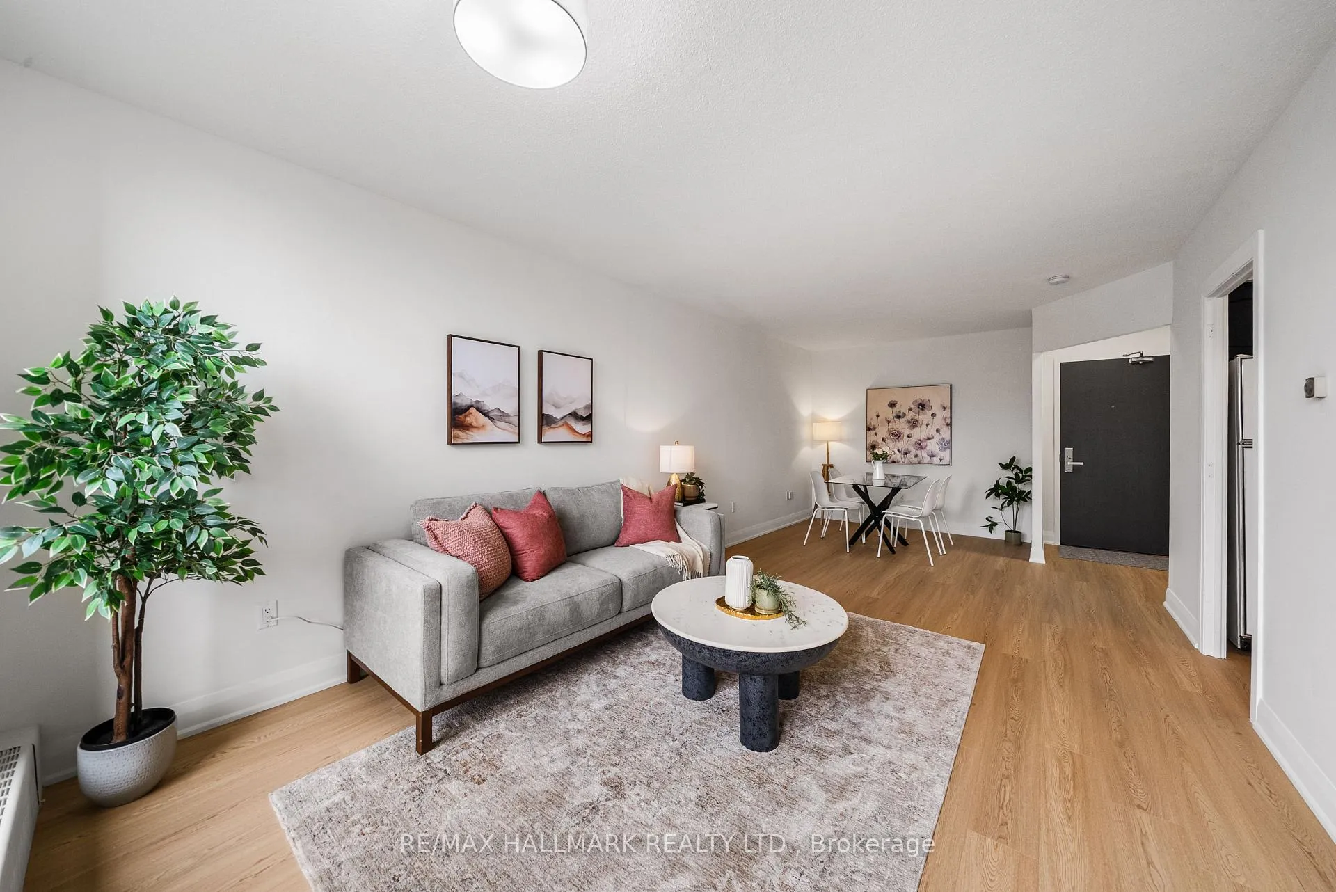 Photo 4 of Unit 209, 35 Ormskirk Avenue, Toronto, High Park-Swansea — HOMEH