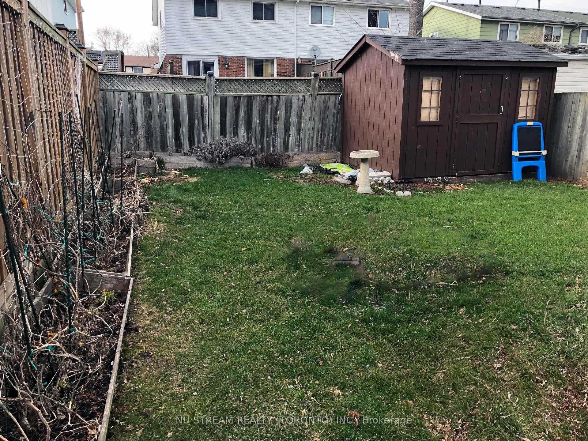 Photo 12 of 594 Stone Street, Oshawa, Lakeview — HOMEH