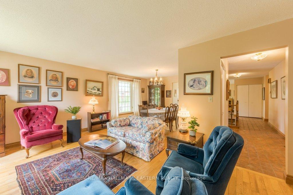 Photo 10 of 823 Wedgewood Court, Peterborough, Monaghan Ward 2 — HOMEH