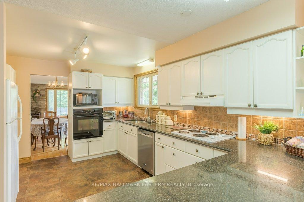 Photo 14 of 823 Wedgewood Court, Peterborough, Monaghan Ward 2 — HOMEH