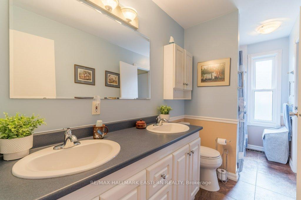 Photo 25 of 823 Wedgewood Court, Peterborough, Monaghan Ward 2 — HOMEH