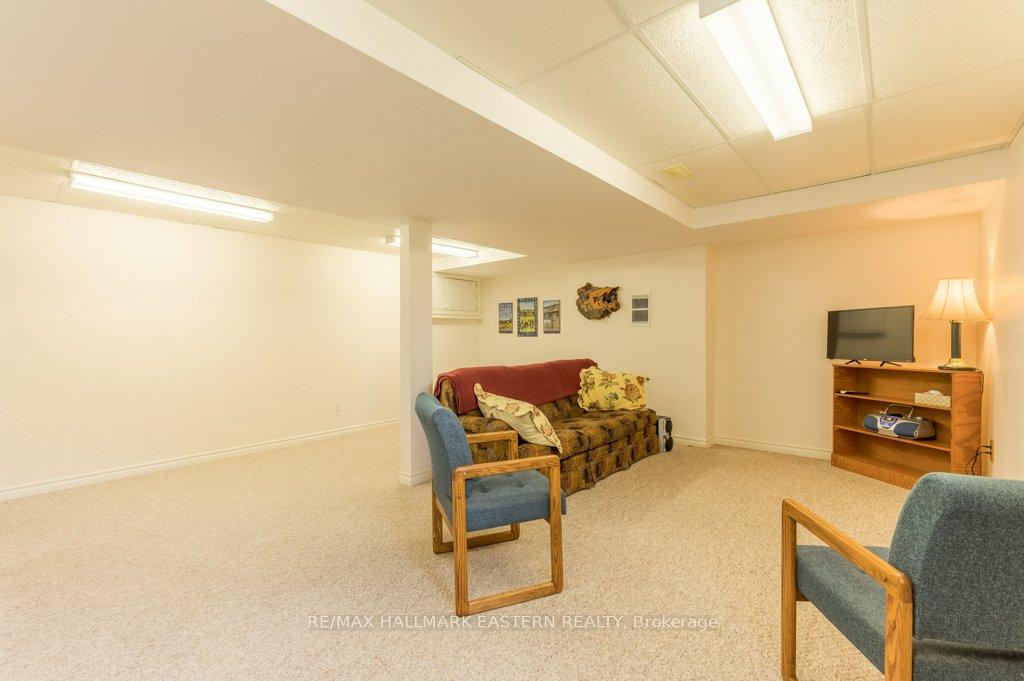 Photo 30 of 823 Wedgewood Court, Peterborough, Monaghan Ward 2 — HOMEH