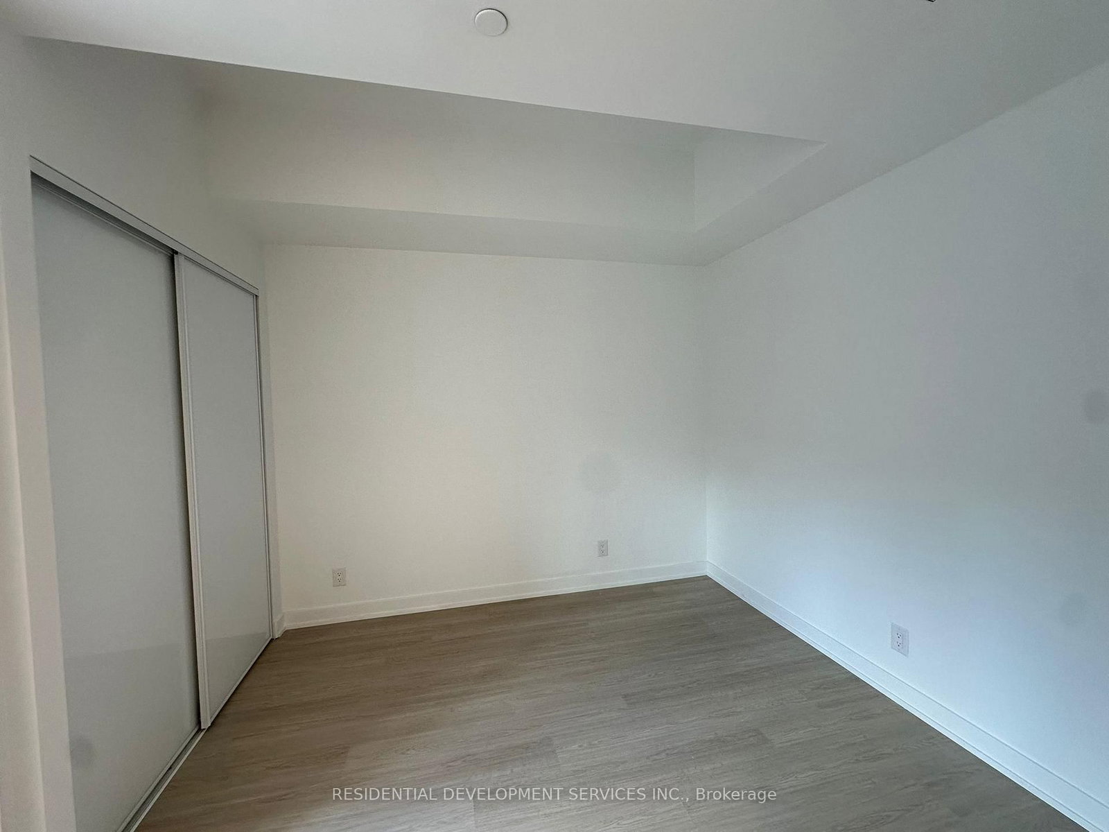 Photo 6 of Unit 712, 699 Sheppard Ave E, North York, Bayview Village — HOMEH