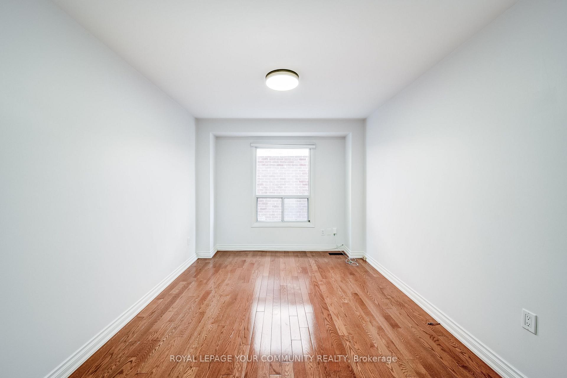 Photo 14 of 22 Zahavy Drive, Vaughan, Brownridge — HOMEH