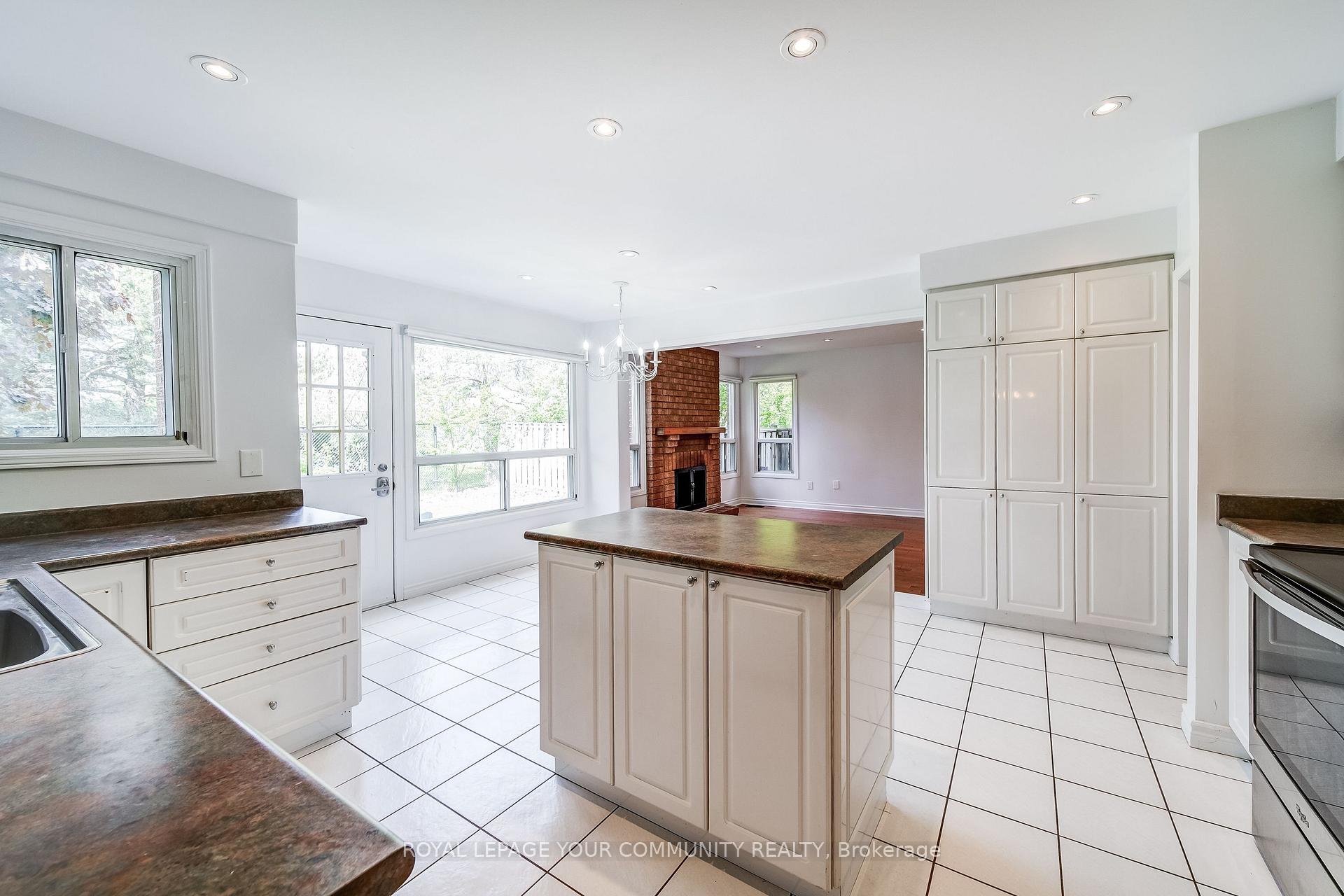 Photo 21 of 22 Zahavy Drive, Vaughan, Brownridge — HOMEH