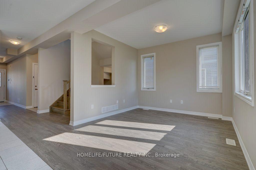Photo 10 of 243 Bethune Avenue, Welland, Lincoln/Crowland — HOMEH