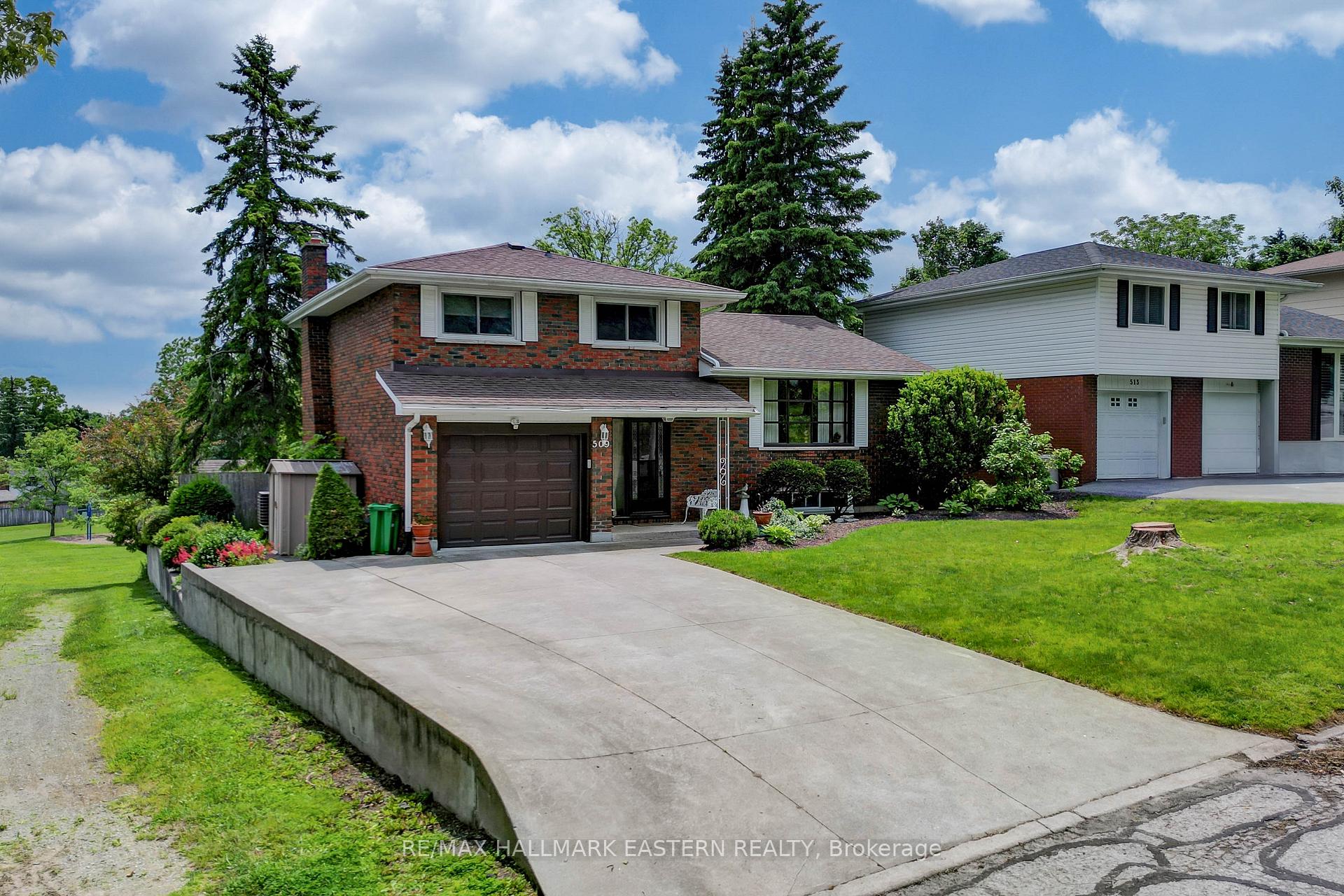 Photo 1 of 509 Montcalm Drive, Peterborough, Northcrest Ward 5 — HOMEH