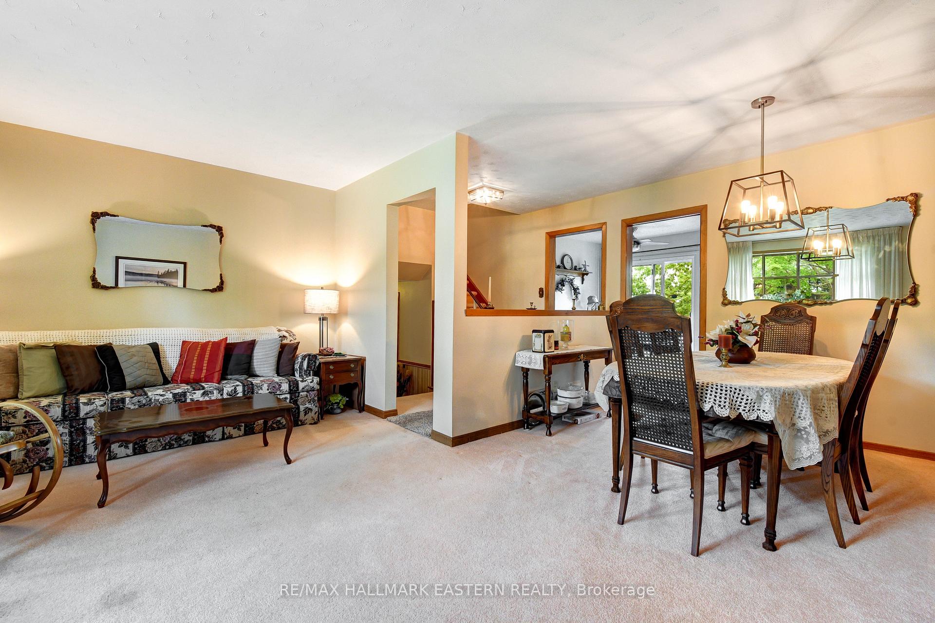 Photo 20 of 509 Montcalm Drive, Peterborough, Northcrest Ward 5 — HOMEH