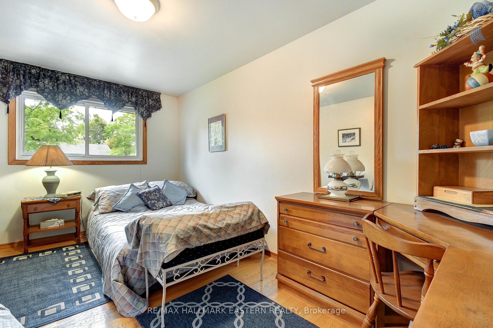 Photo 24 of 509 Montcalm Drive, Peterborough, Northcrest Ward 5 — HOMEH