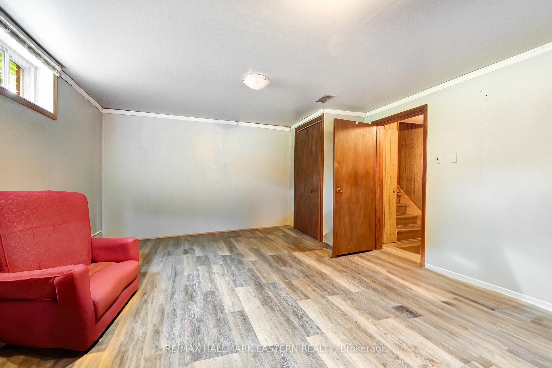 Photo 30 of 509 Montcalm Drive, Peterborough, Northcrest Ward 5 — HOMEH