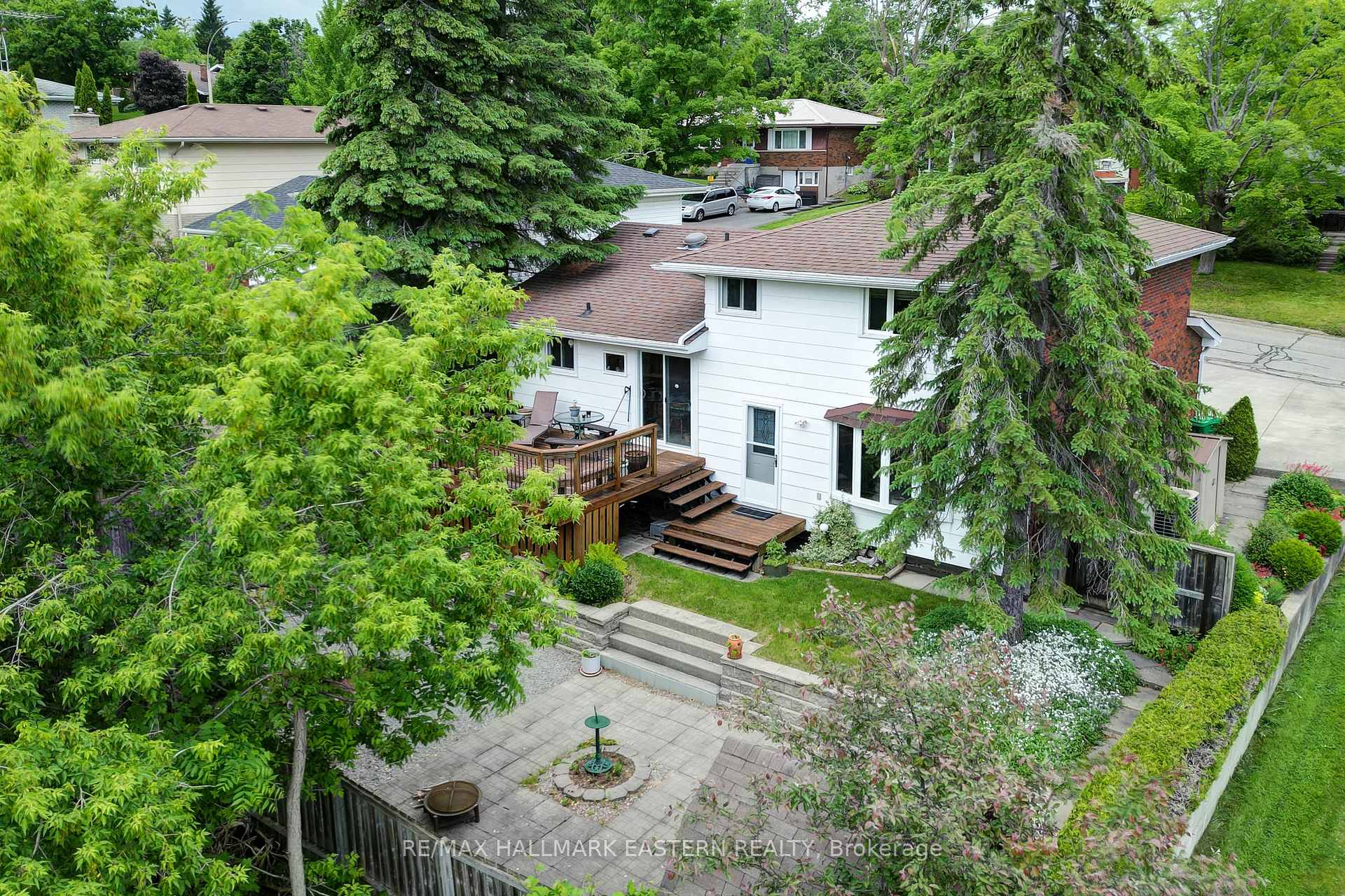 Photo 42 of 509 Montcalm Drive, Peterborough, Northcrest Ward 5 — HOMEH