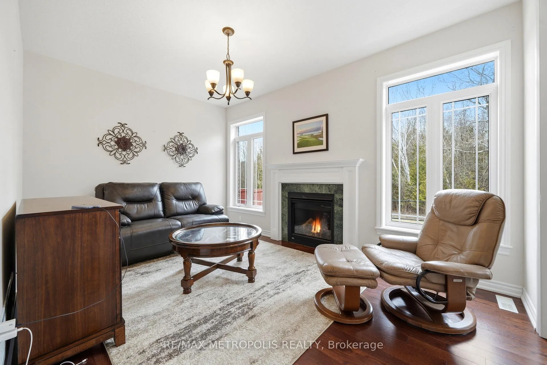 Photo 10 of 24 Bamburg Street, Georgina, Sutton & Jackson's Point — HOMEH