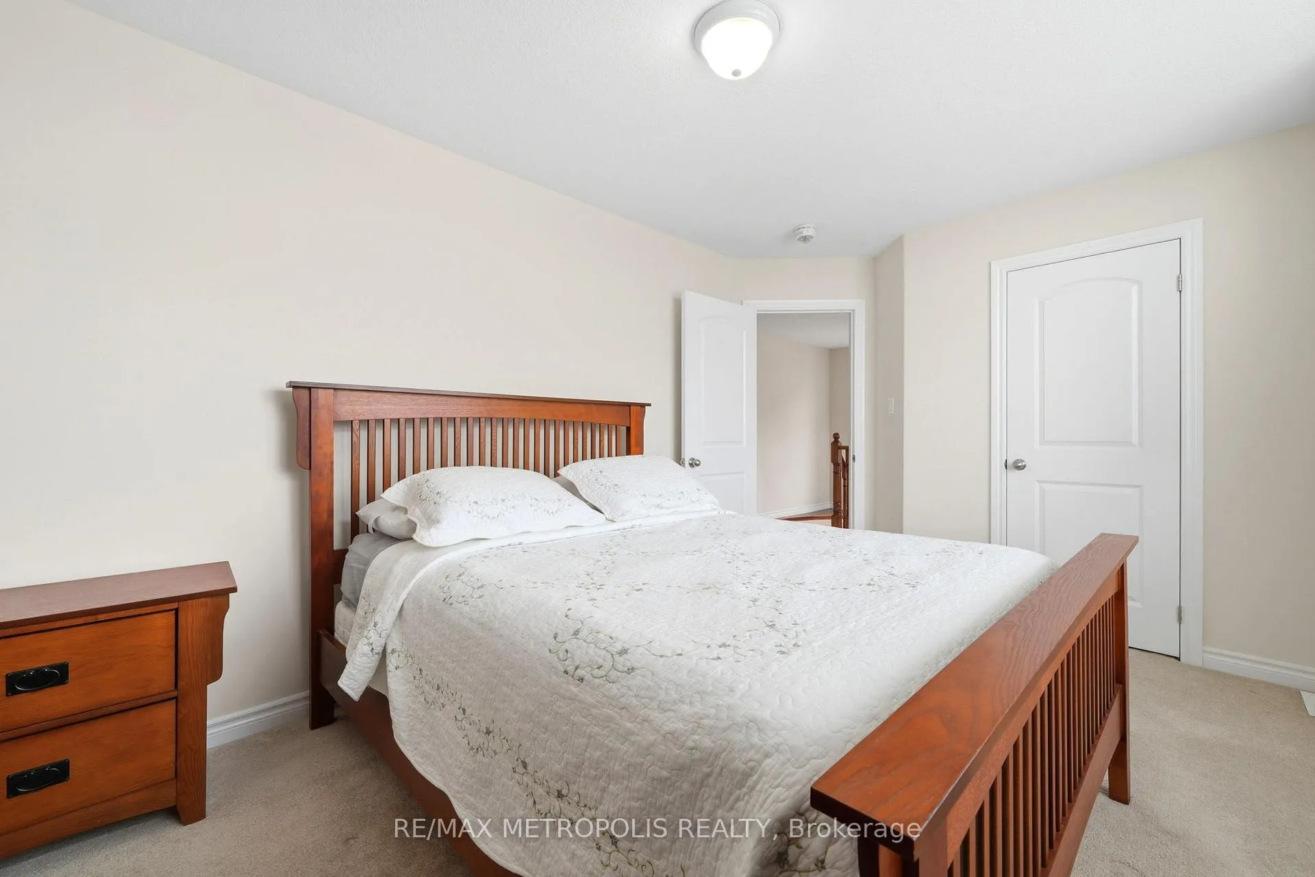 Photo 32 of 24 Bamburg Street, Georgina, Sutton & Jackson's Point — HOMEH