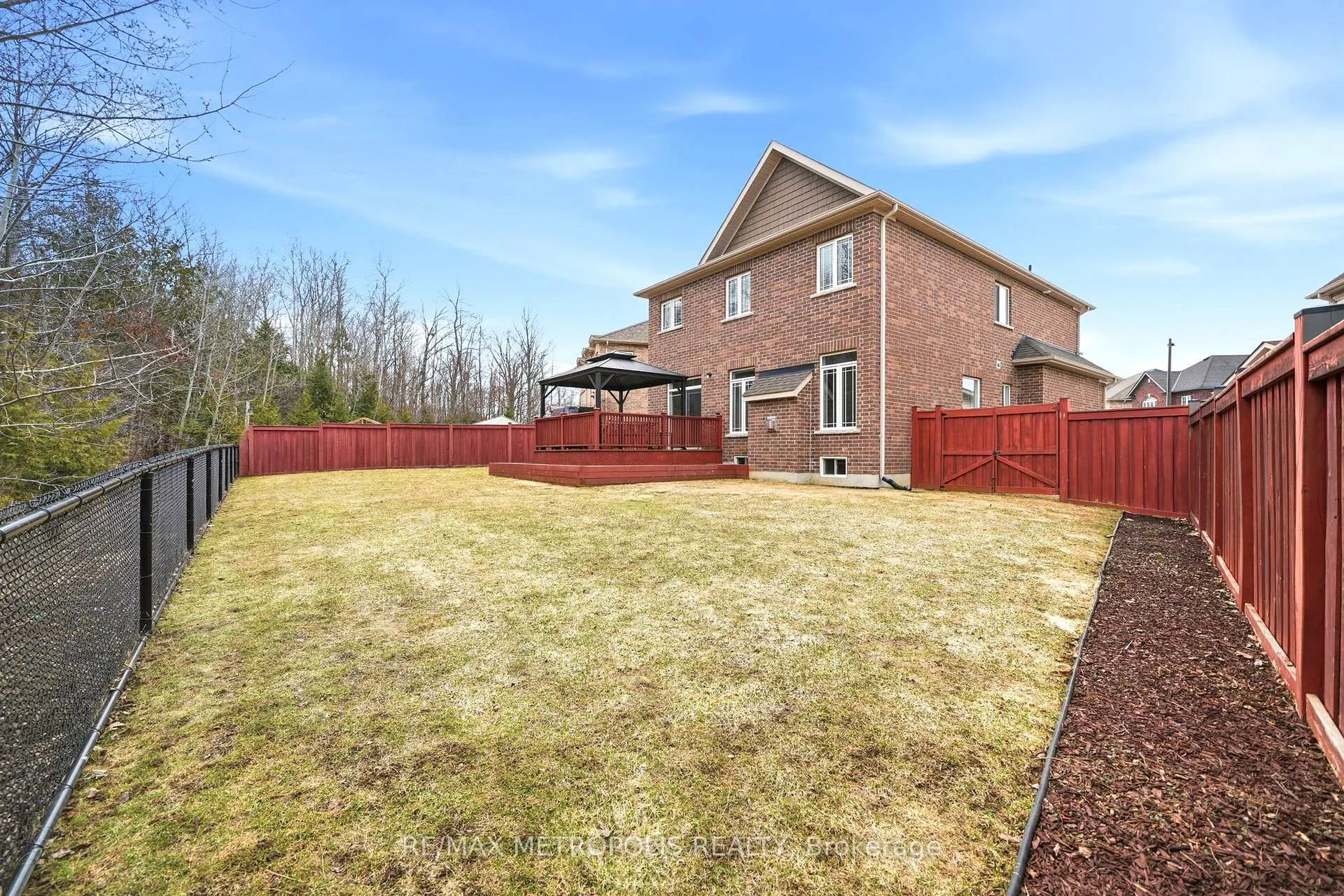 Photo 40 of 24 Bamburg Street, Georgina, Sutton & Jackson's Point — HOMEH