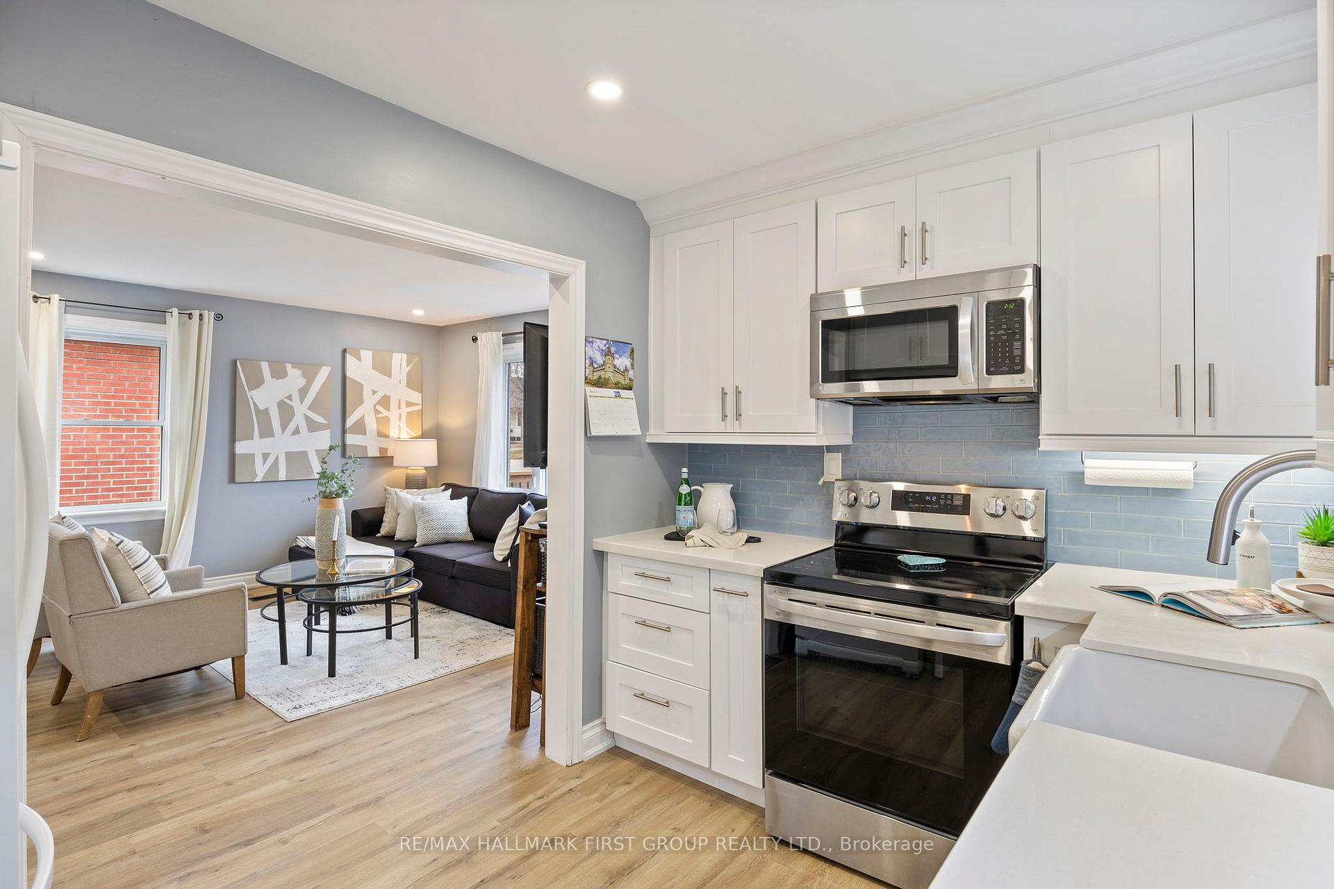 Photo 17 of 503 Peel Street, Whitby, Downtown Whitby — HOMEH