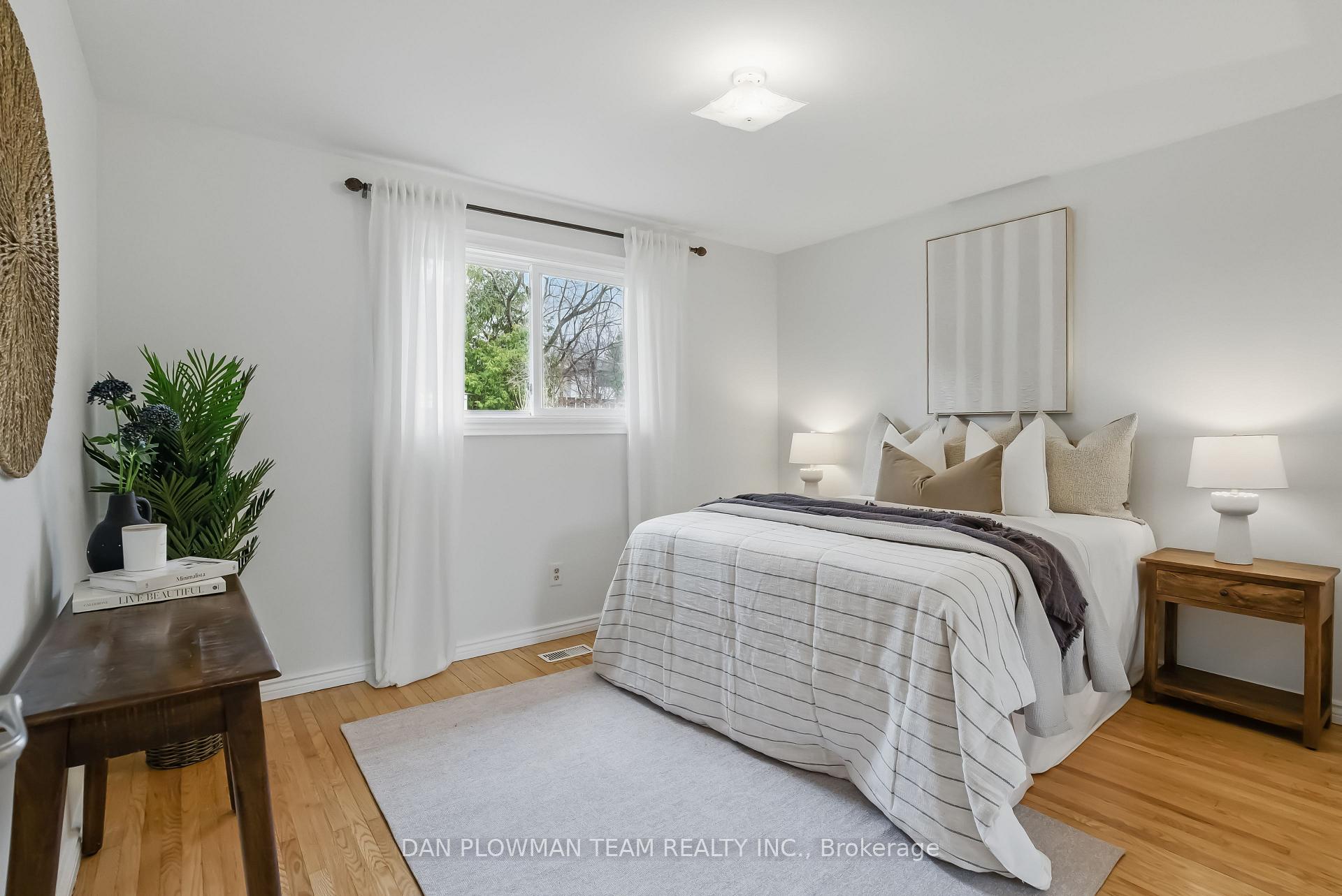 Photo 20 of 699 Aruba Crescent, Oshawa, Northglen — HOMEH