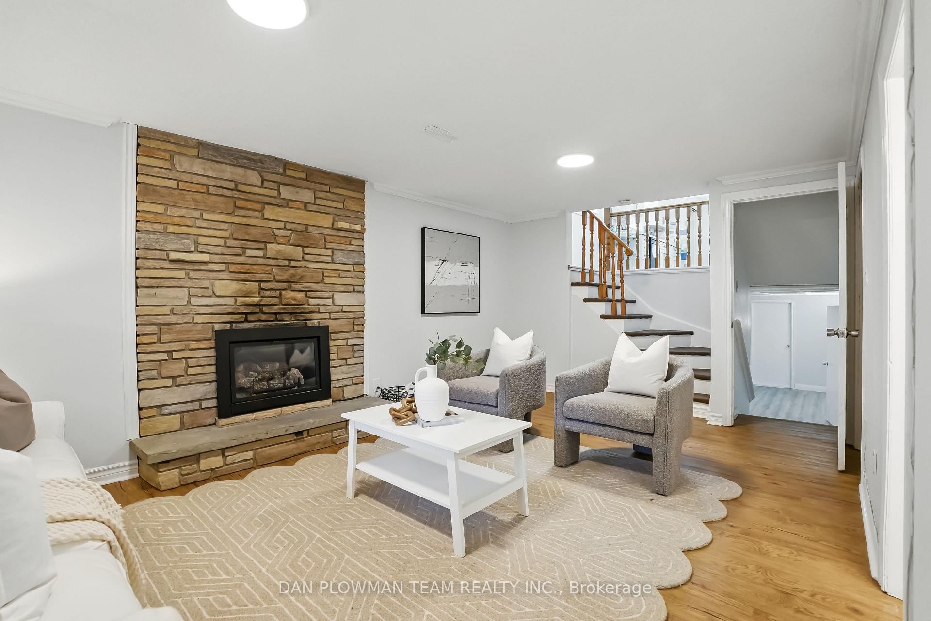 Photo 24 of 699 Aruba Crescent, Oshawa, Northglen — HOMEH