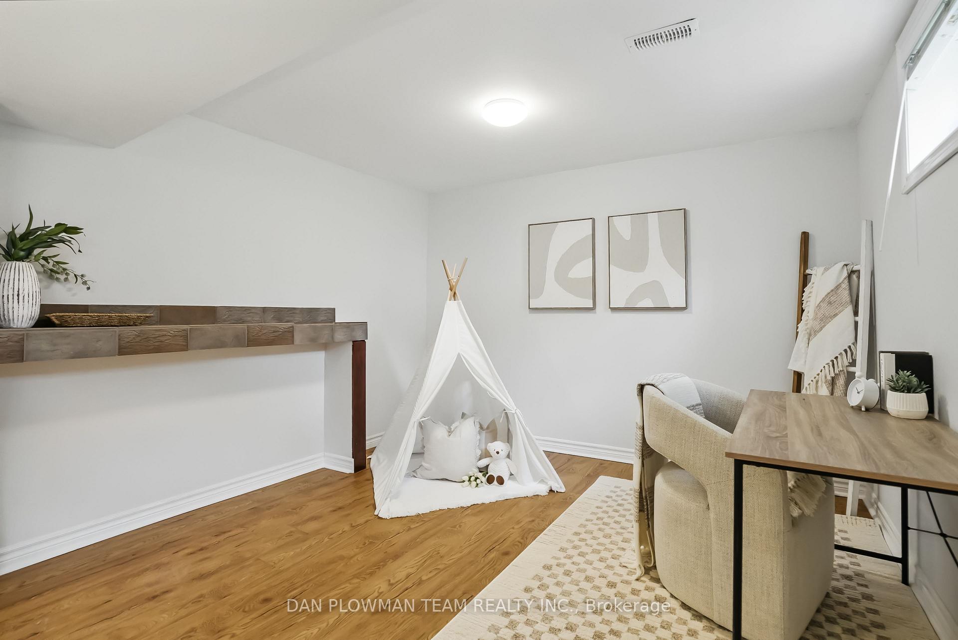 Photo 26 of 699 Aruba Crescent, Oshawa, Northglen — HOMEH