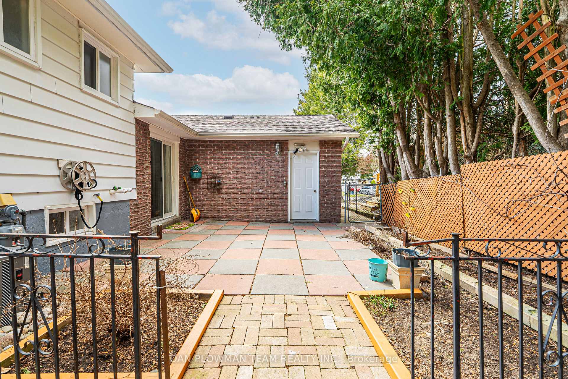 Photo 37 of 699 Aruba Crescent, Oshawa, Northglen — HOMEH
