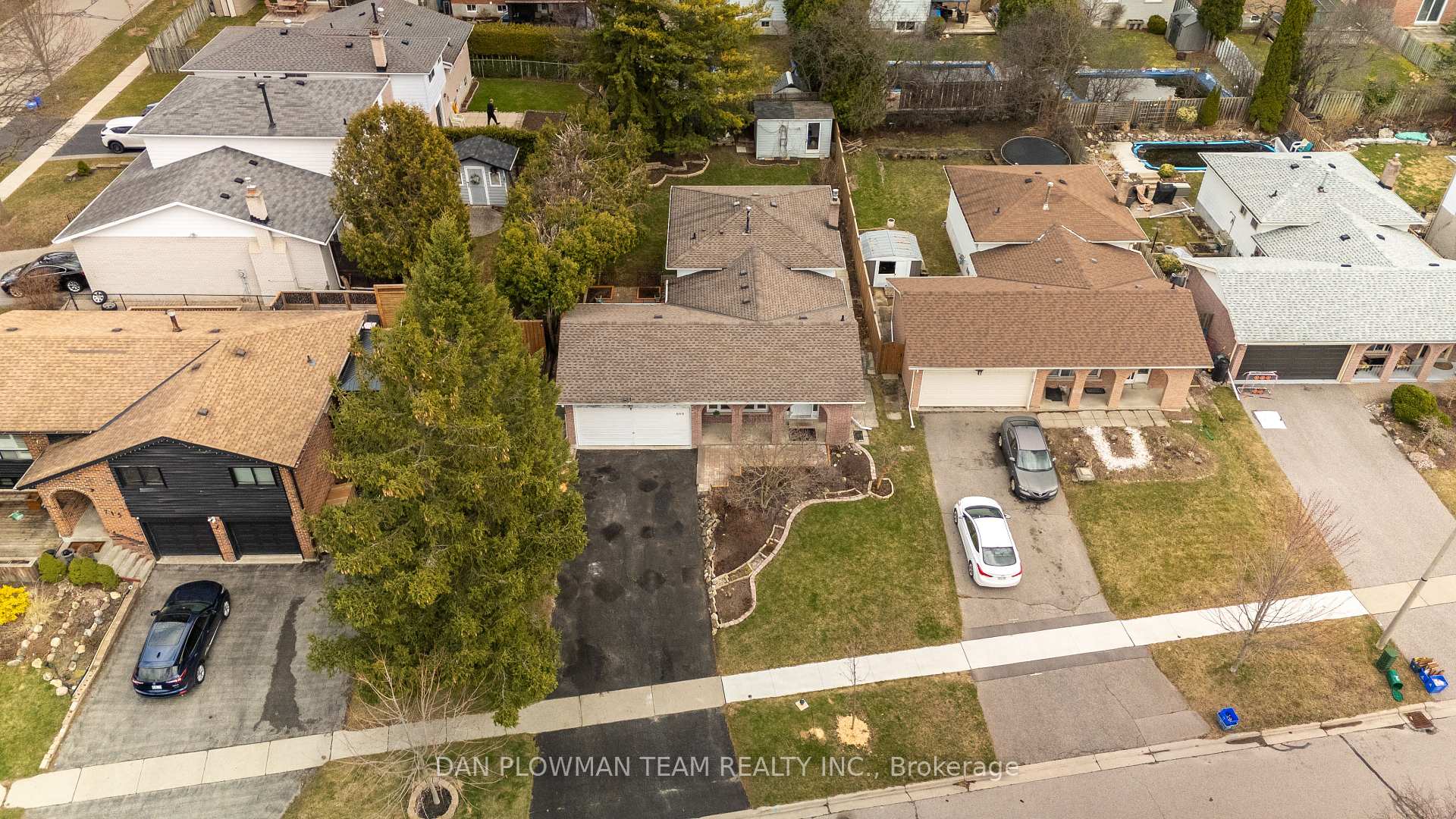 Photo 42 of 699 Aruba Crescent, Oshawa, Northglen — HOMEH