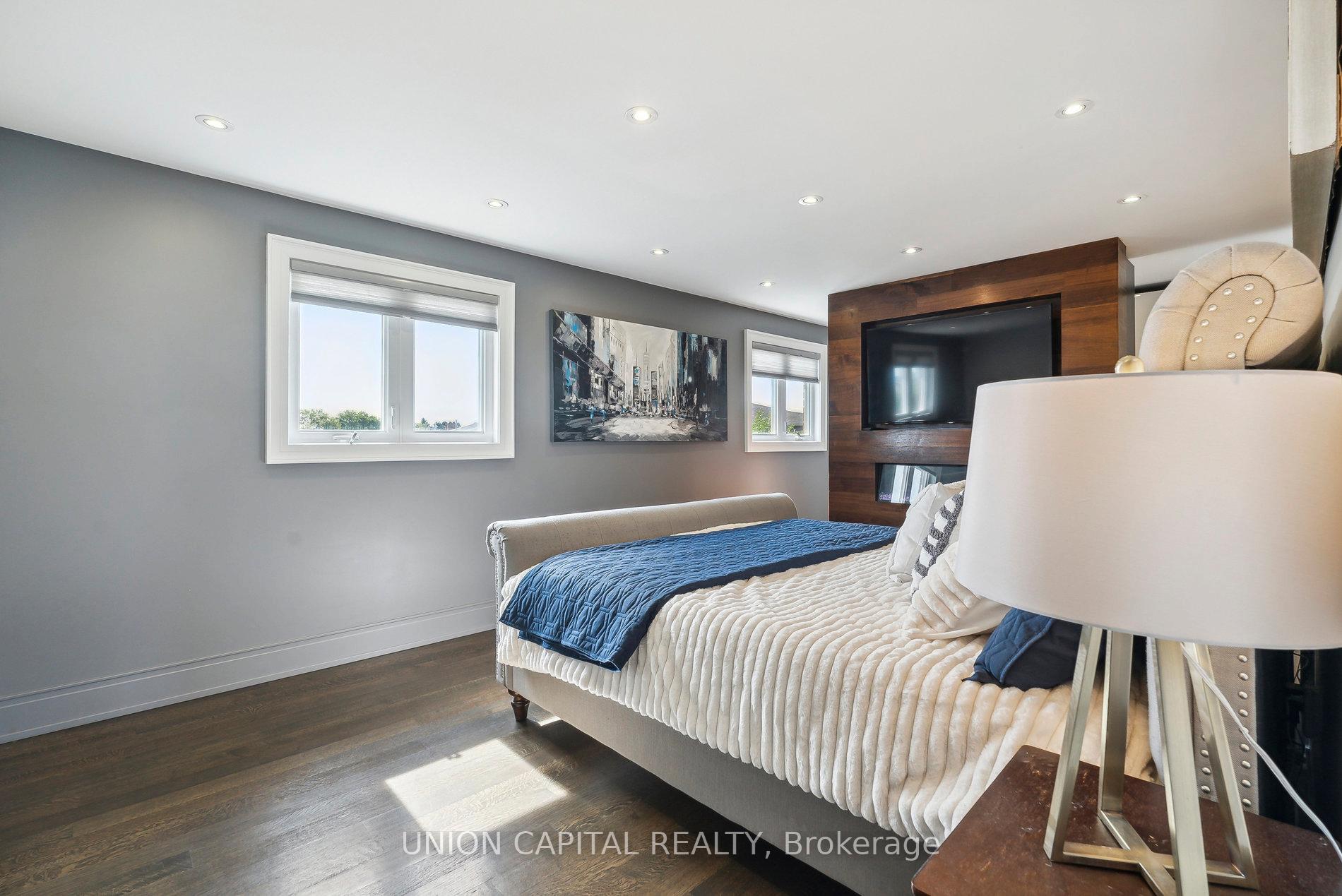 Photo 24 of 82 Queenston Crescent, Vaughan, East Woodbridge — HOMEH