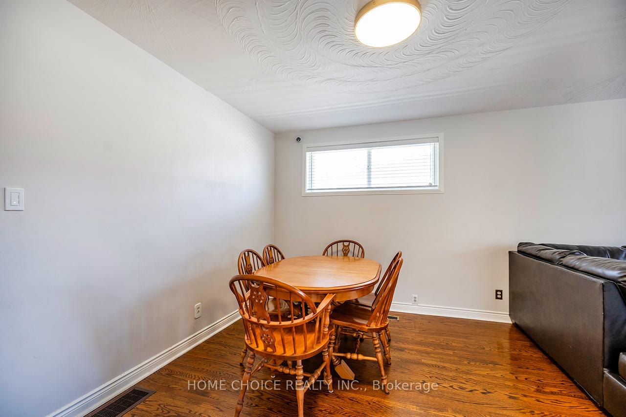 Photo 8 of 1010 Centre Street N, Whitby, Williamsburg — HOMEH